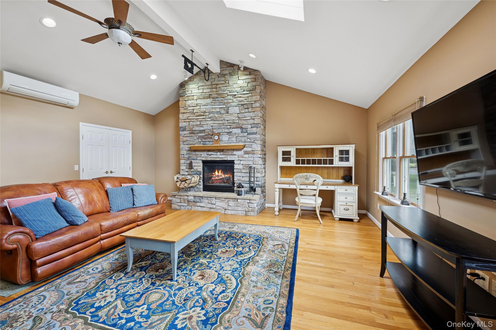 34 MOREWOOD DRIVE, Smithtown, NY 11787