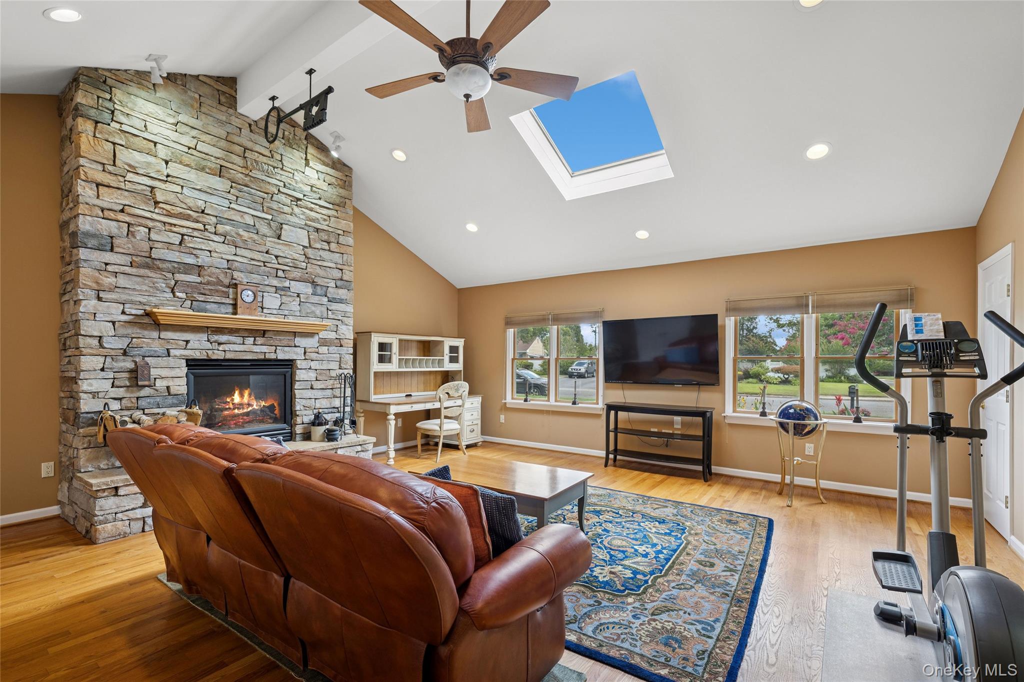 34 MOREWOOD DRIVE, Smithtown, NY 11787