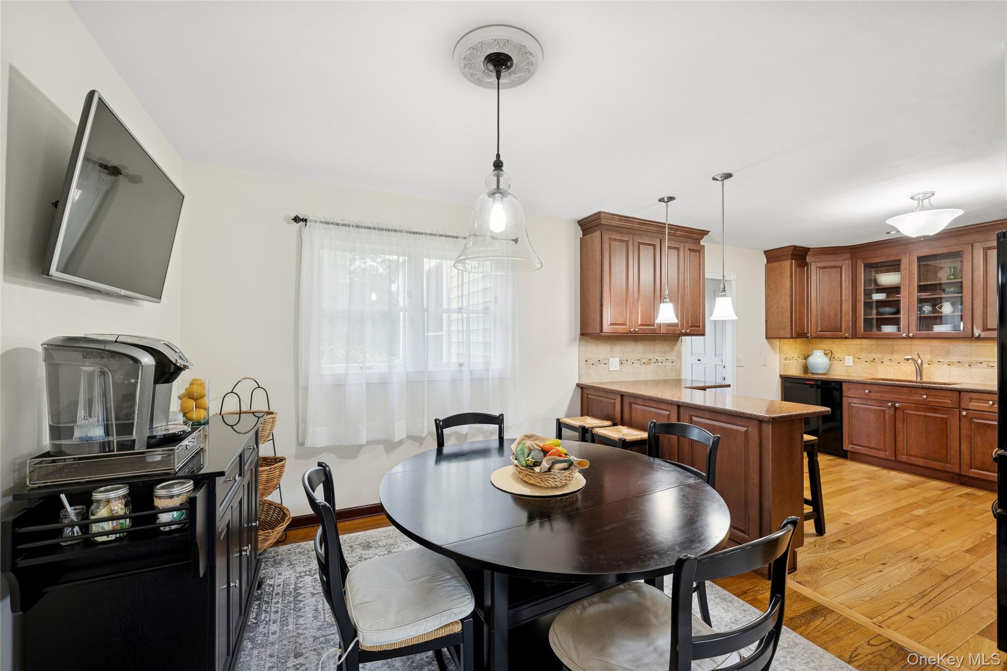 34 MOREWOOD DRIVE, Smithtown, NY 11787