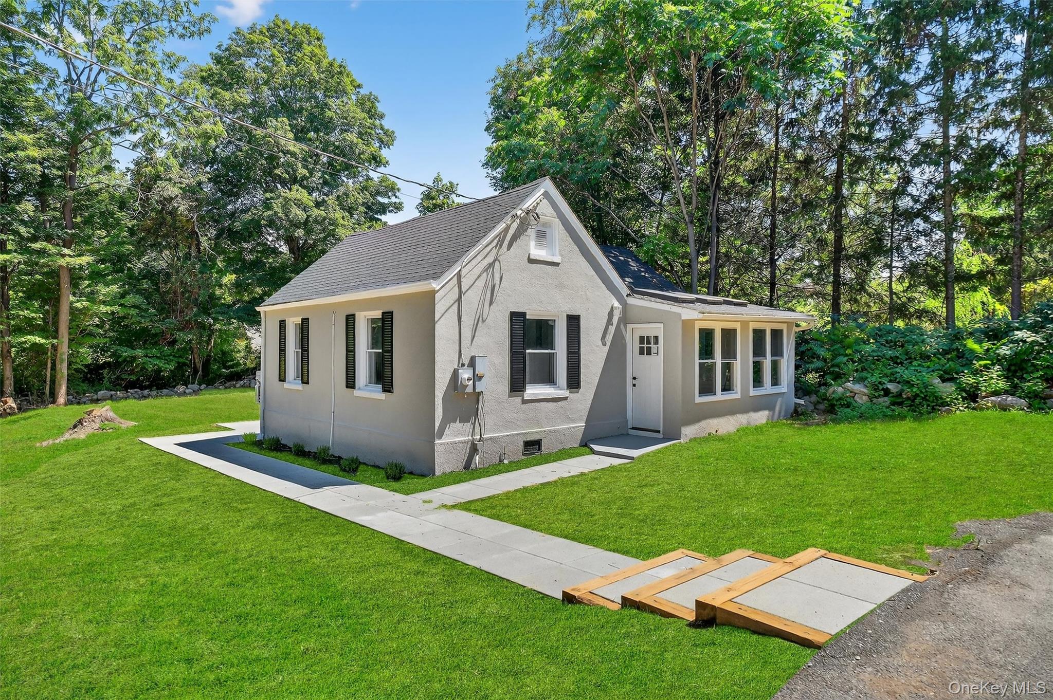 28 Red Brook Road, Mahopac, NY 10541