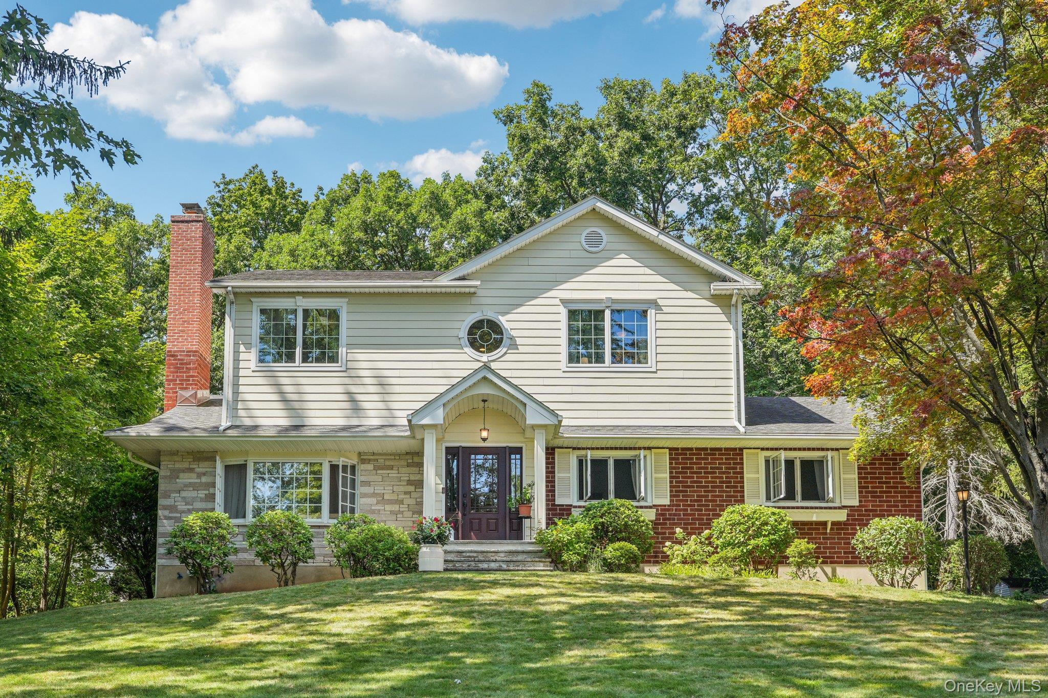 13 Fairview Avenue, Nanuet, NY 10954