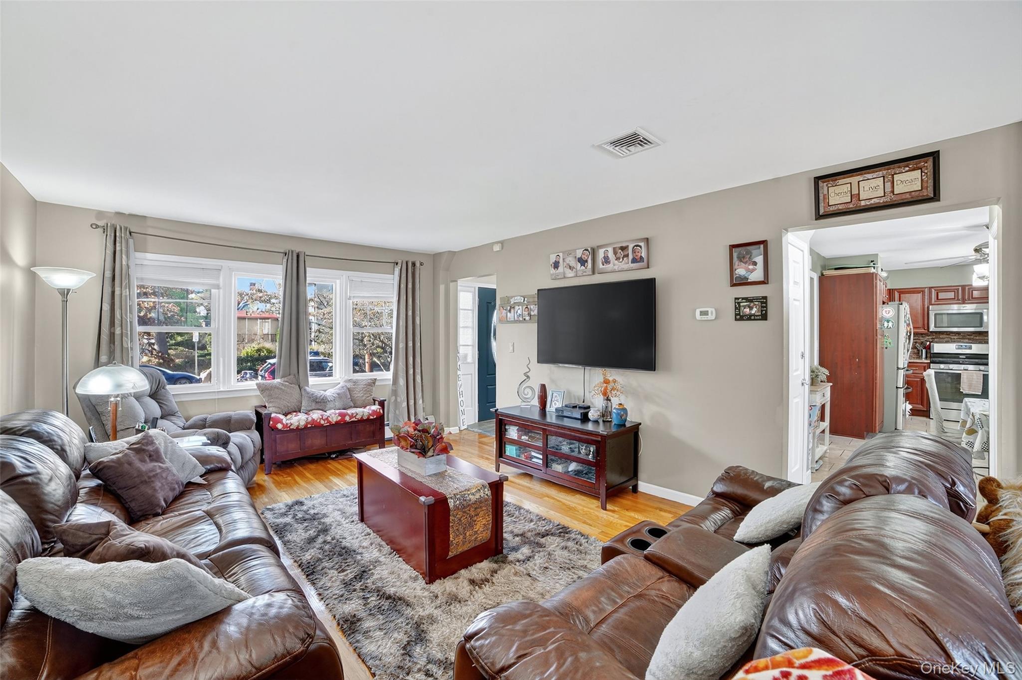 349 Hawthorne Terrace, Mount Vernon, NY 10552