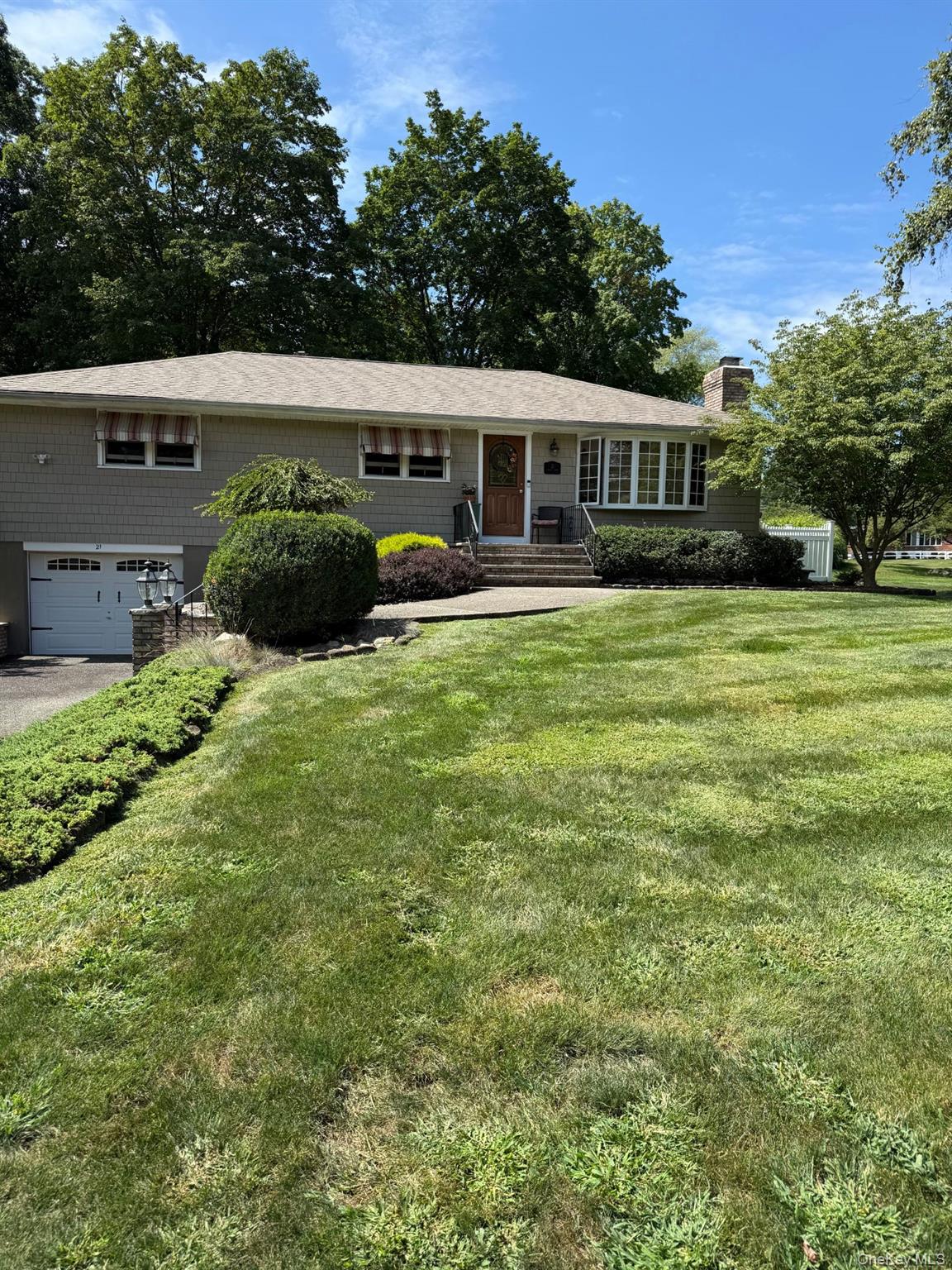 21 Linden Court, New City, NY 10956