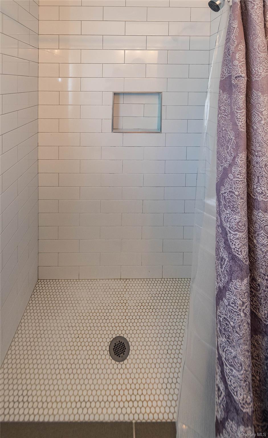 21 Tamidan Road, Poughkeepsie, NY 12601