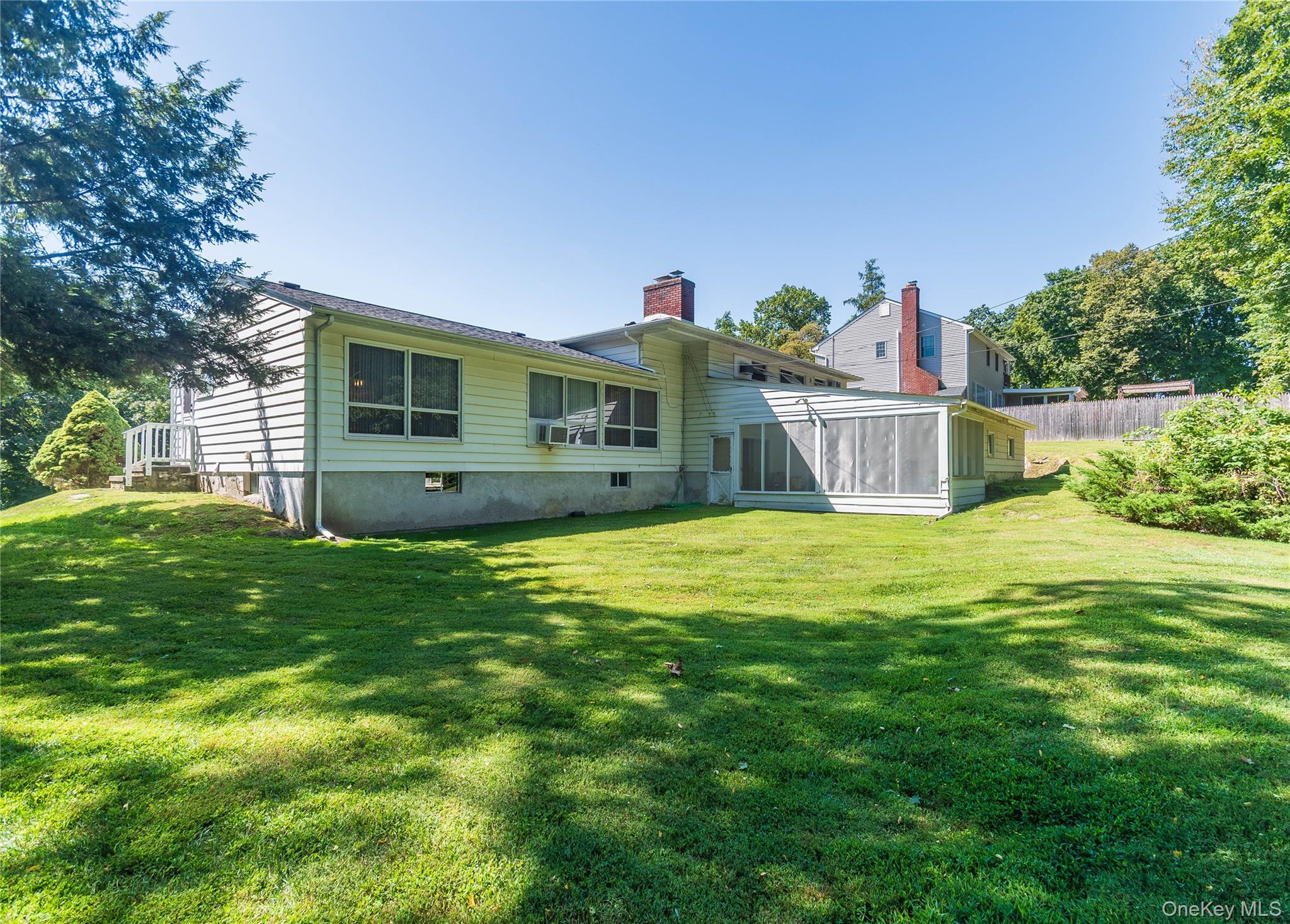 21 Tamidan Road, Poughkeepsie, NY 12601