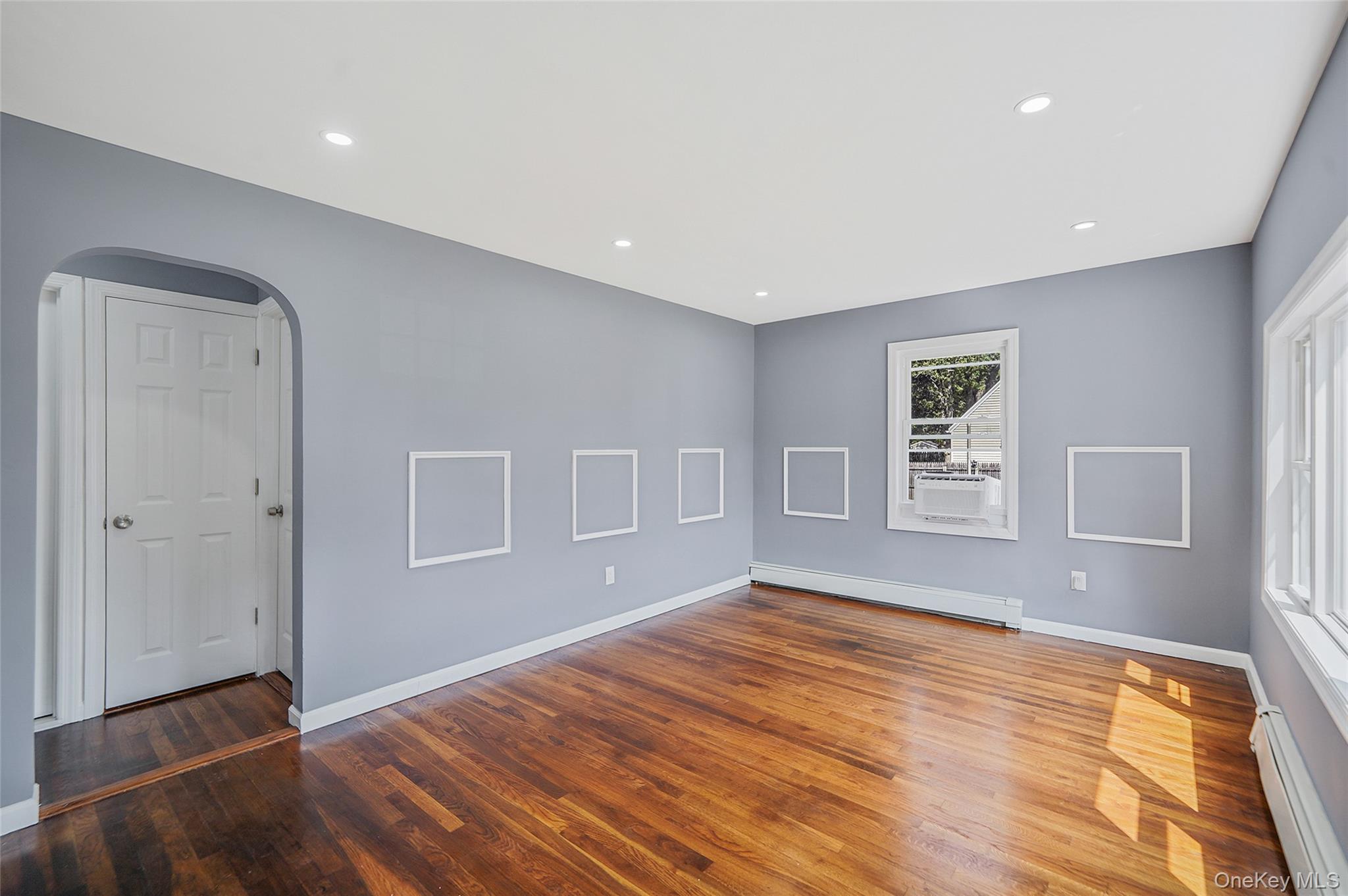 18 Jefferson Avenue, Brentwood, NY 11717