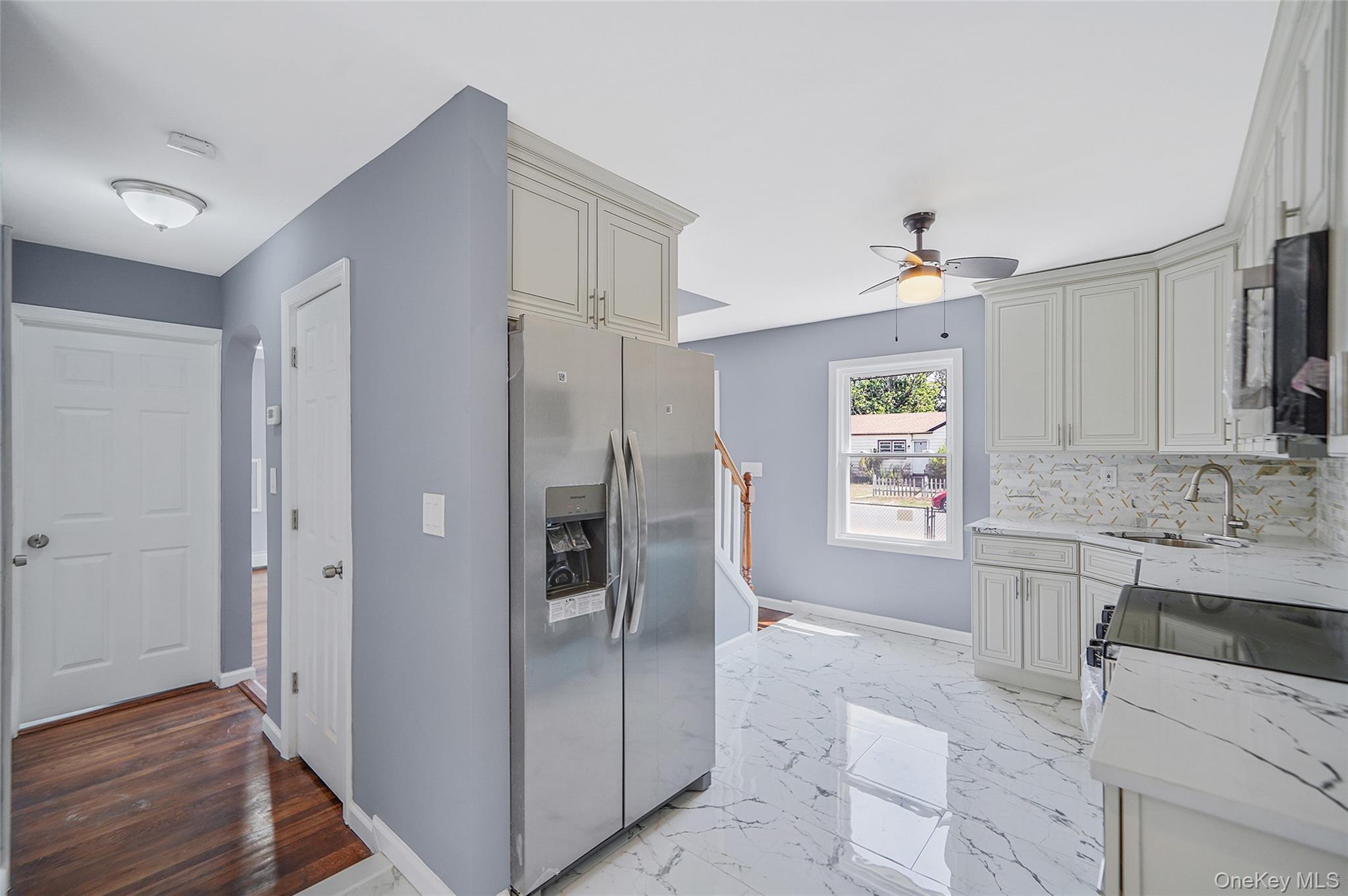 18 Jefferson Avenue, Brentwood, NY 11717