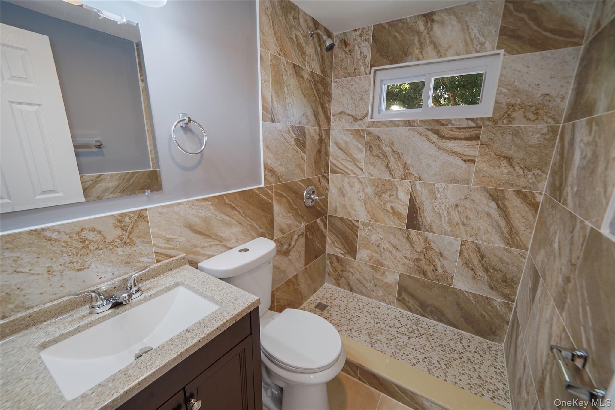 18 Jefferson Avenue, Brentwood, NY 11717