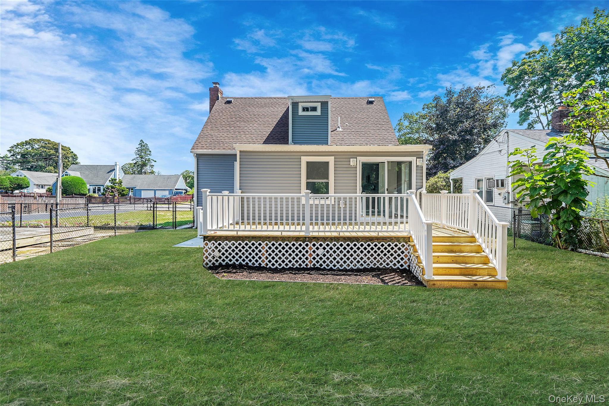 18 Jefferson Avenue, Brentwood, NY 11717