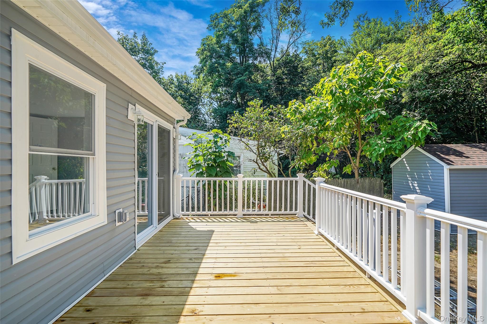 18 Jefferson Avenue, Brentwood, NY 11717