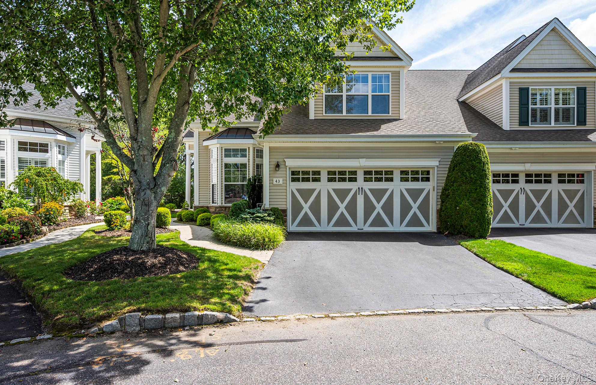 43 Applause Drive, Eastport, NY 11941