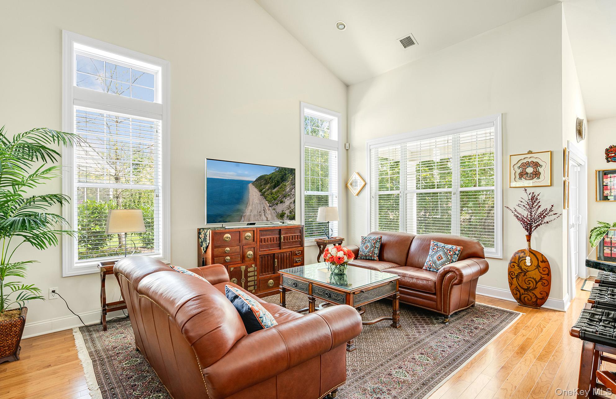 43 Applause Drive, Eastport, NY 11941