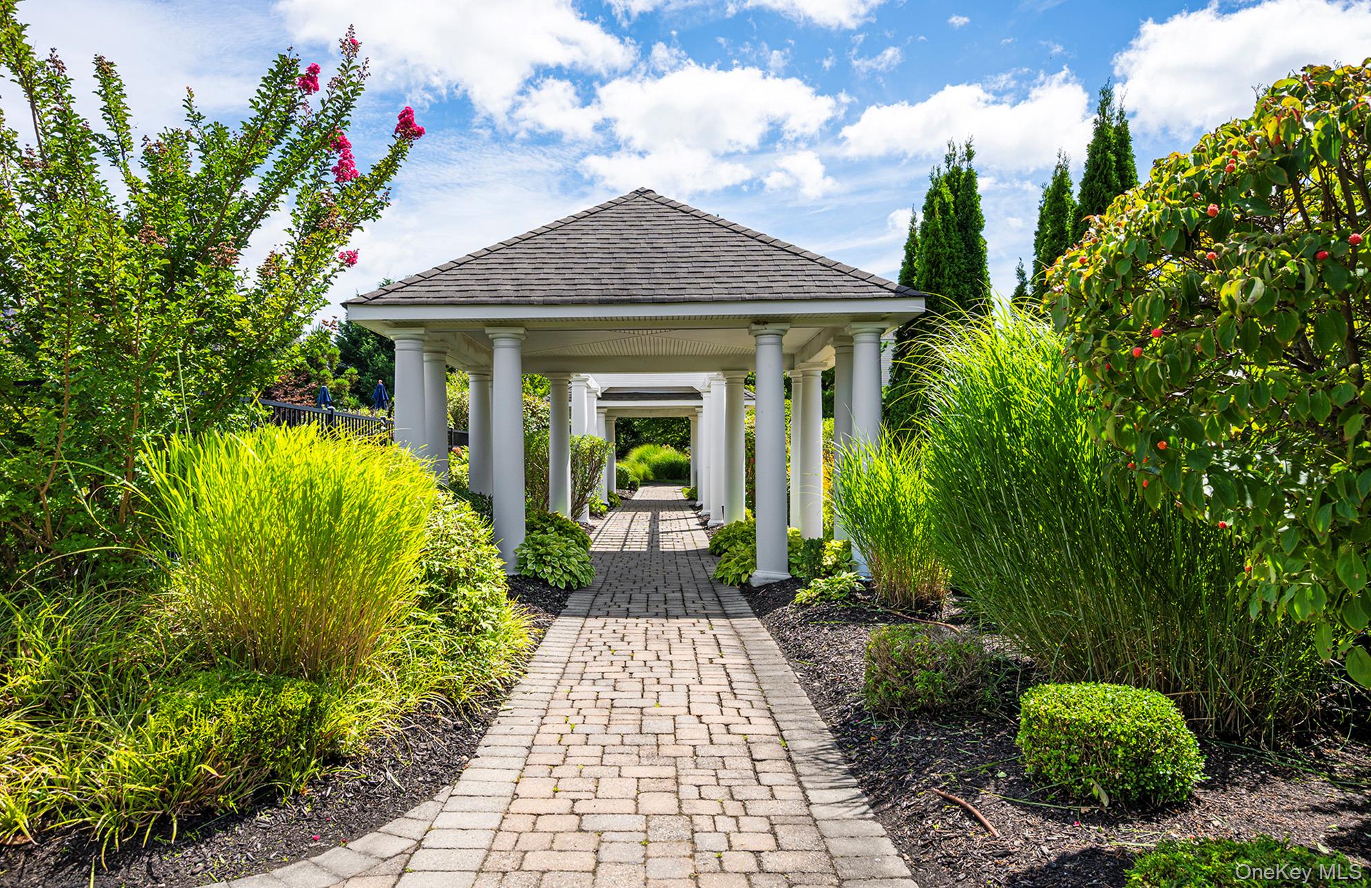 43 Applause Drive, Eastport, NY 11941