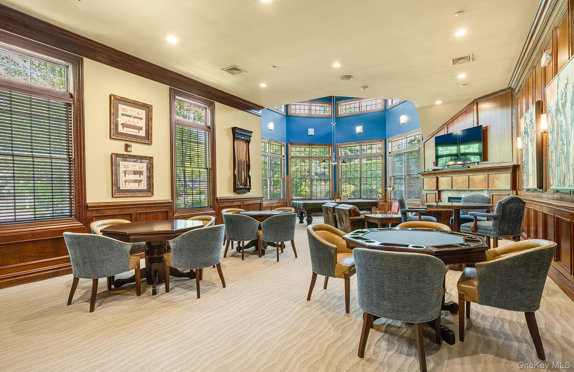 43 Applause Drive, Eastport, NY 11941