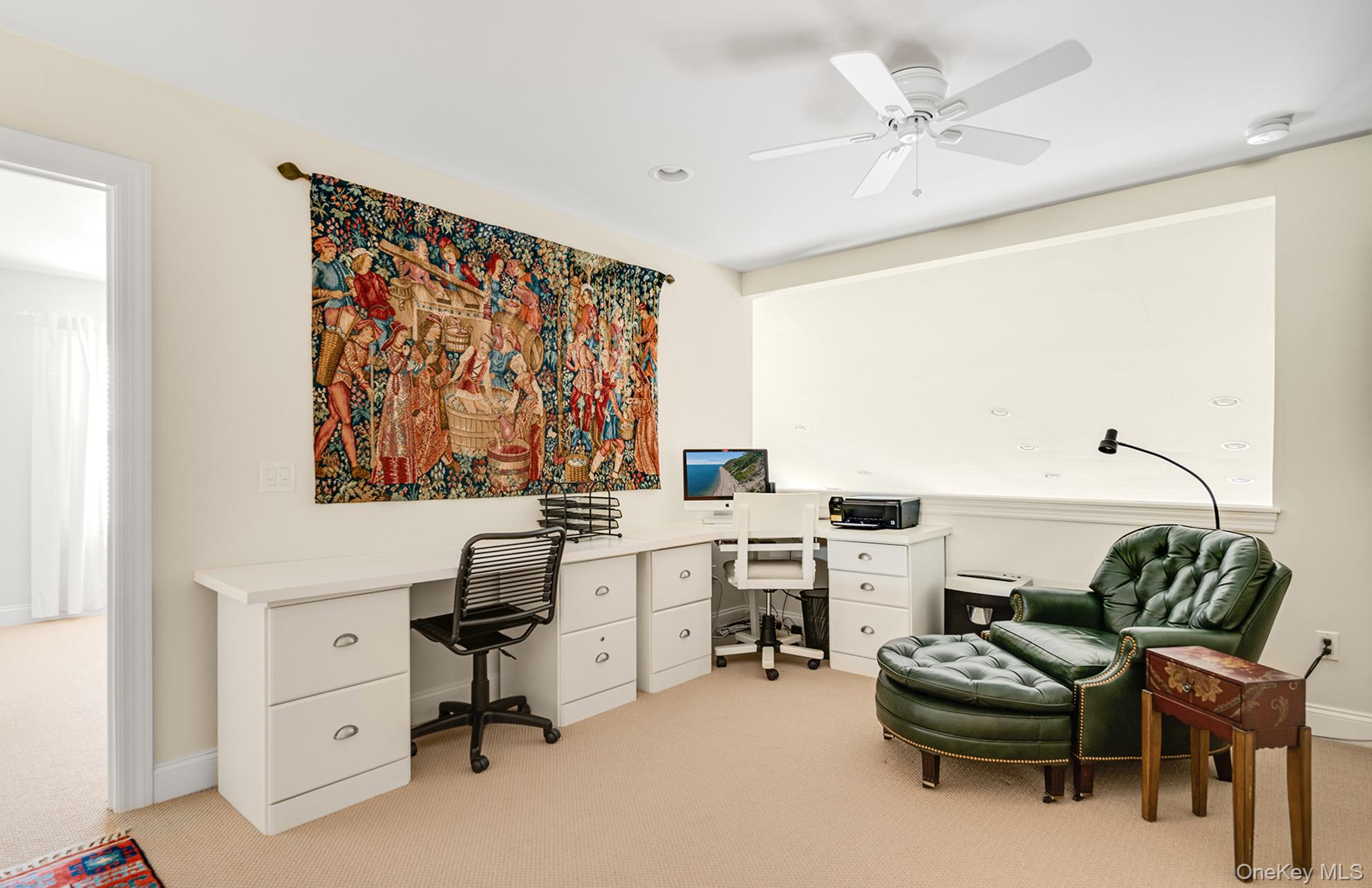 43 Applause Drive, Eastport, NY 11941