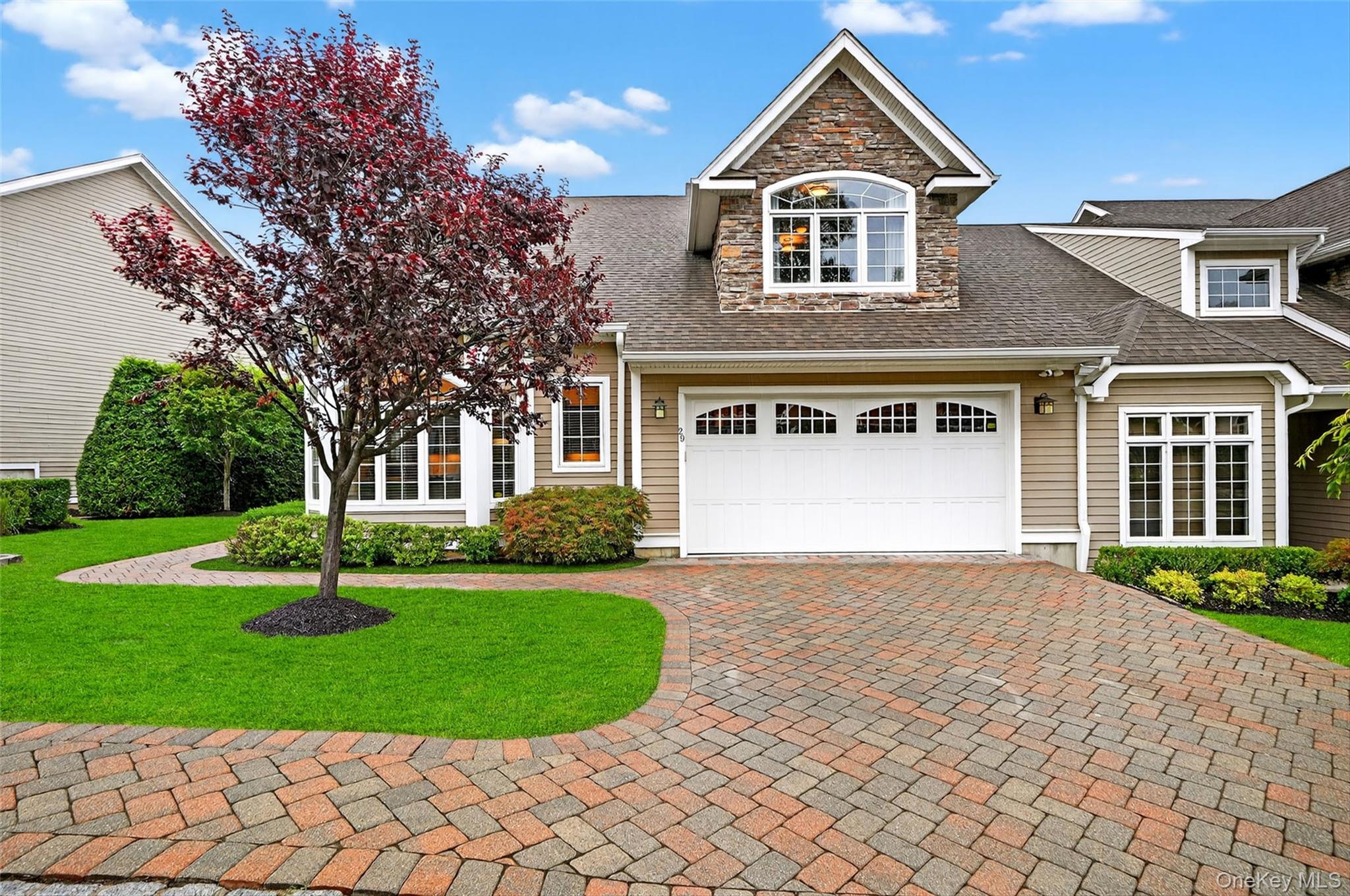 29 Michael Roberts Court, Pearl River, NY 10965