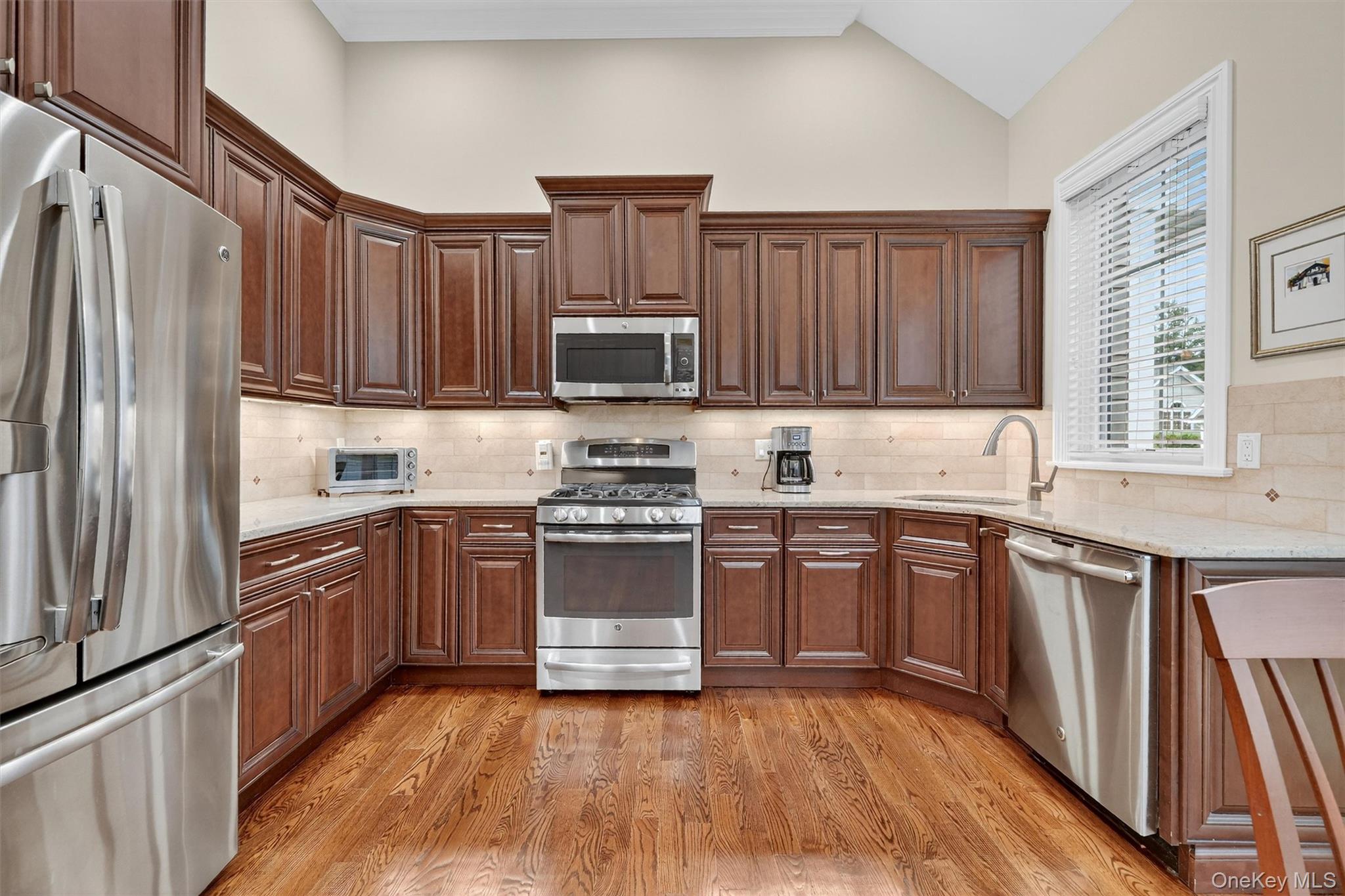 29 Michael Roberts Court, Pearl River, NY 10965