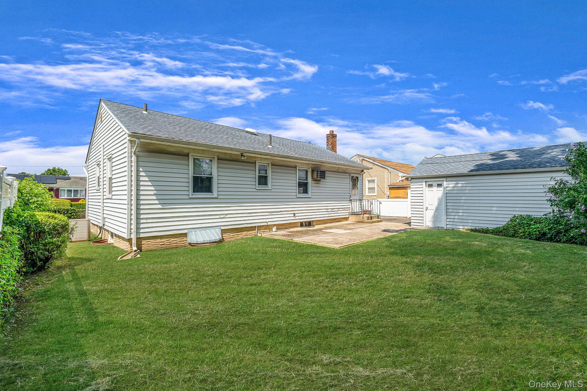 720 Highview Avenue, Westbury, NY 11590