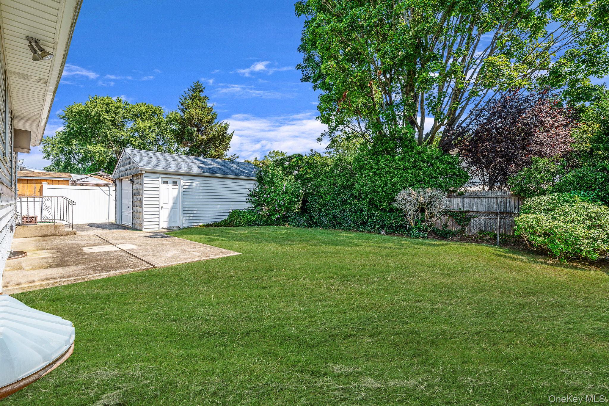 720 Highview Avenue, Westbury, NY 11590