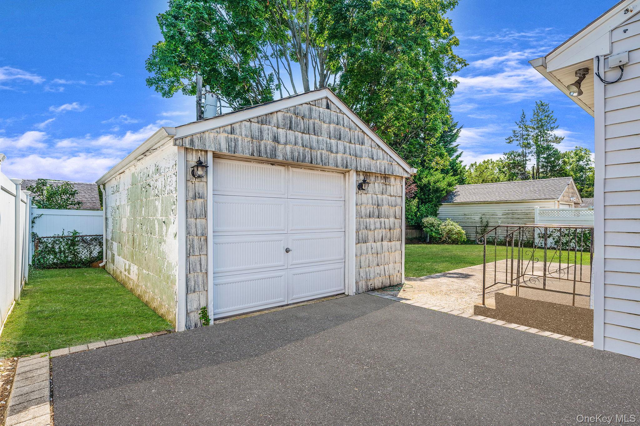 720 Highview Avenue, Westbury, NY 11590