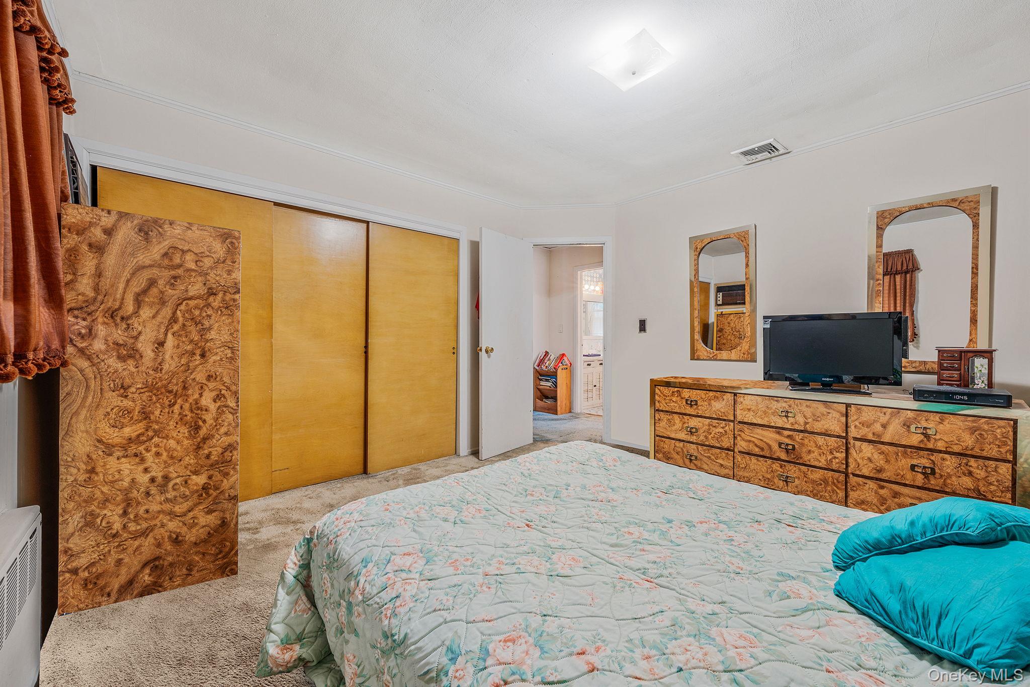 720 Highview Avenue, Westbury, NY 11590