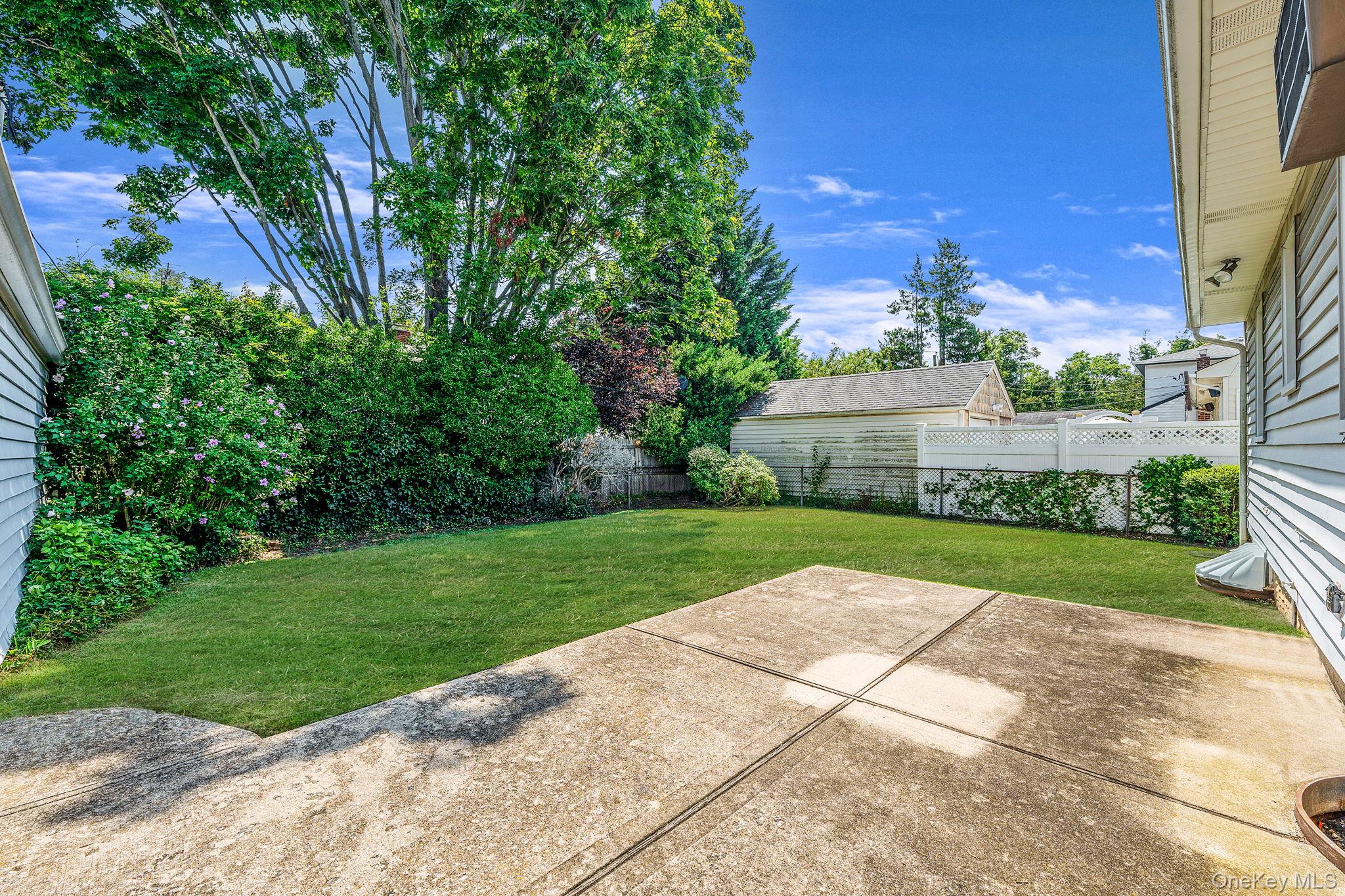 720 Highview Avenue, Westbury, NY 11590