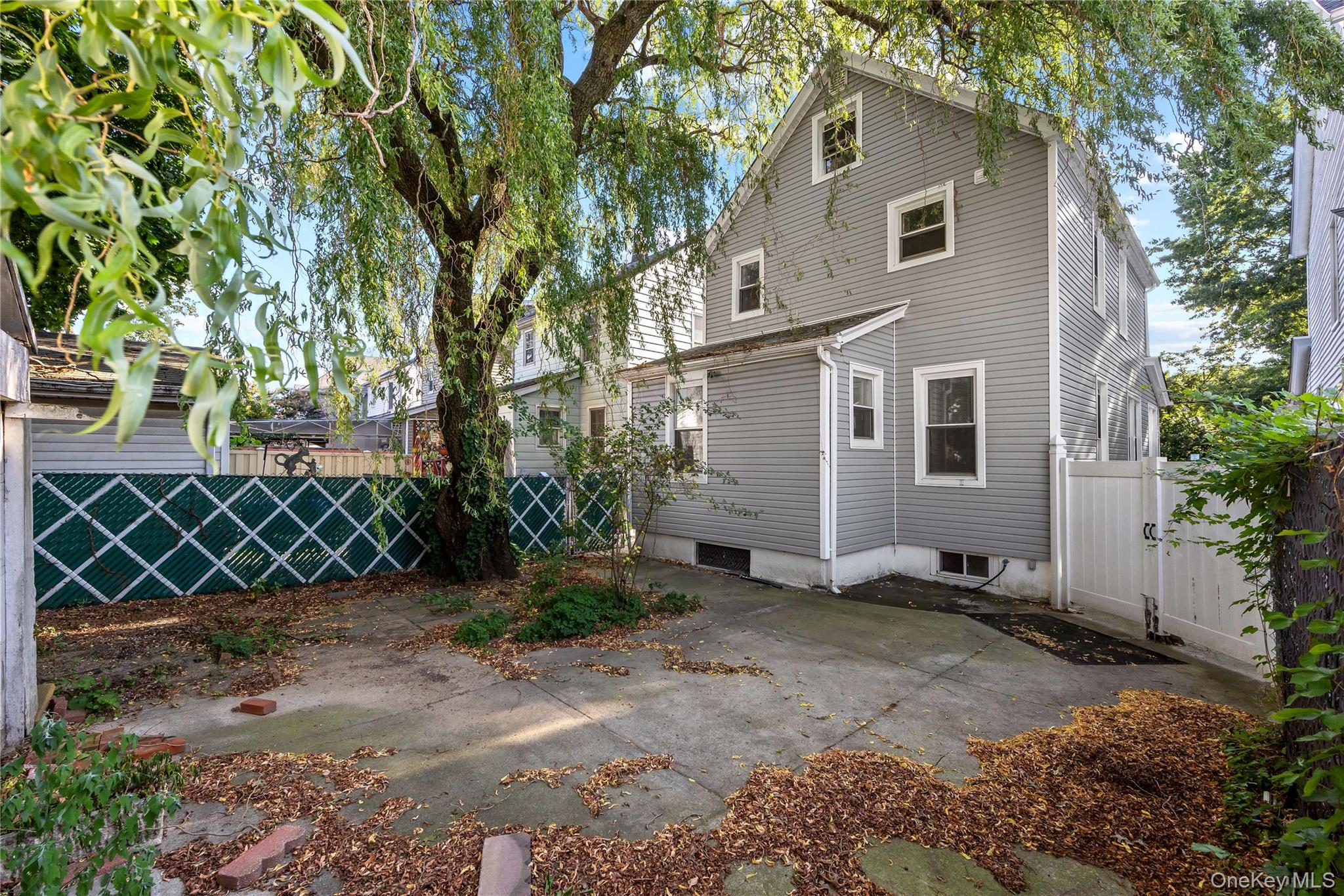 48-35 Clearview Expressway, Bayside, NY 11364