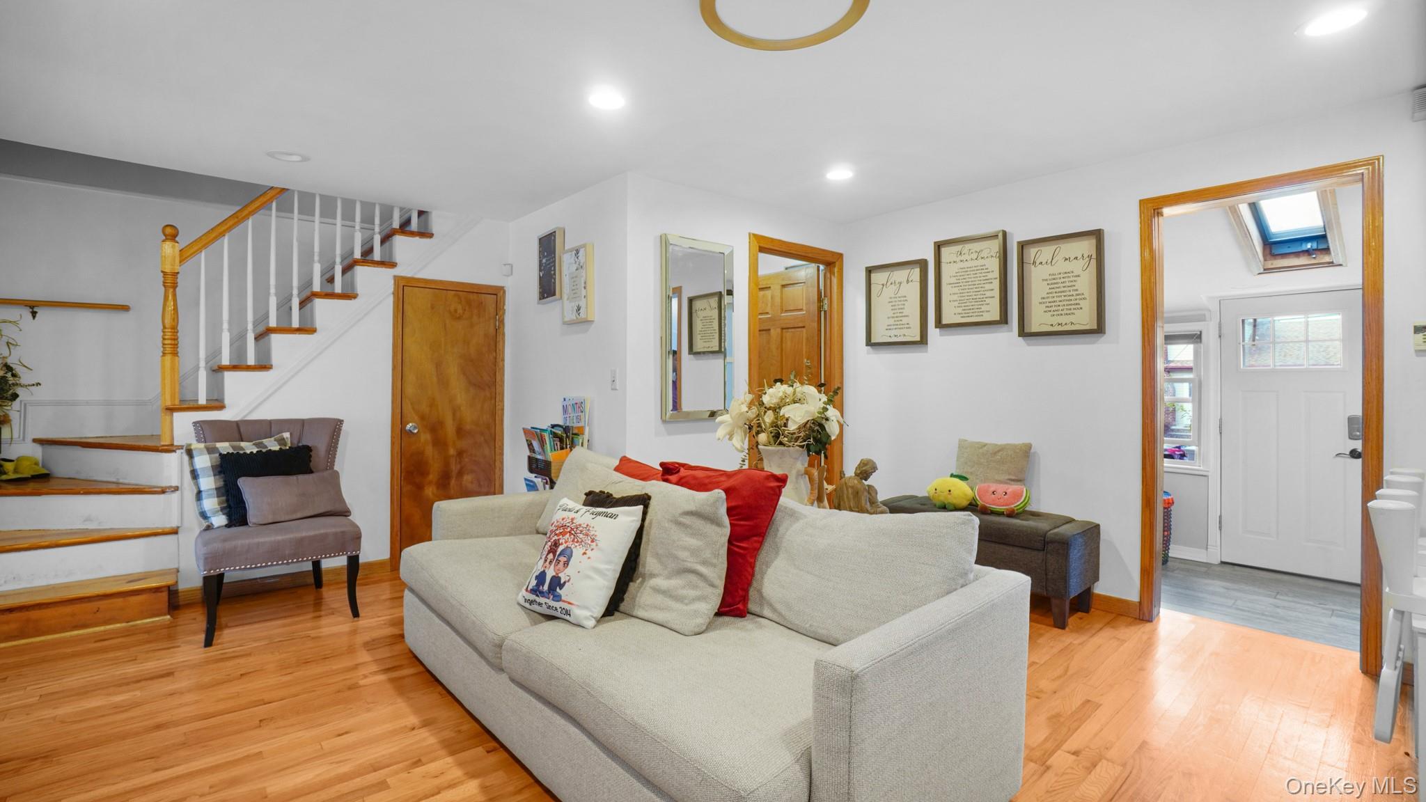 153 Westend, Freeport, NY 11520