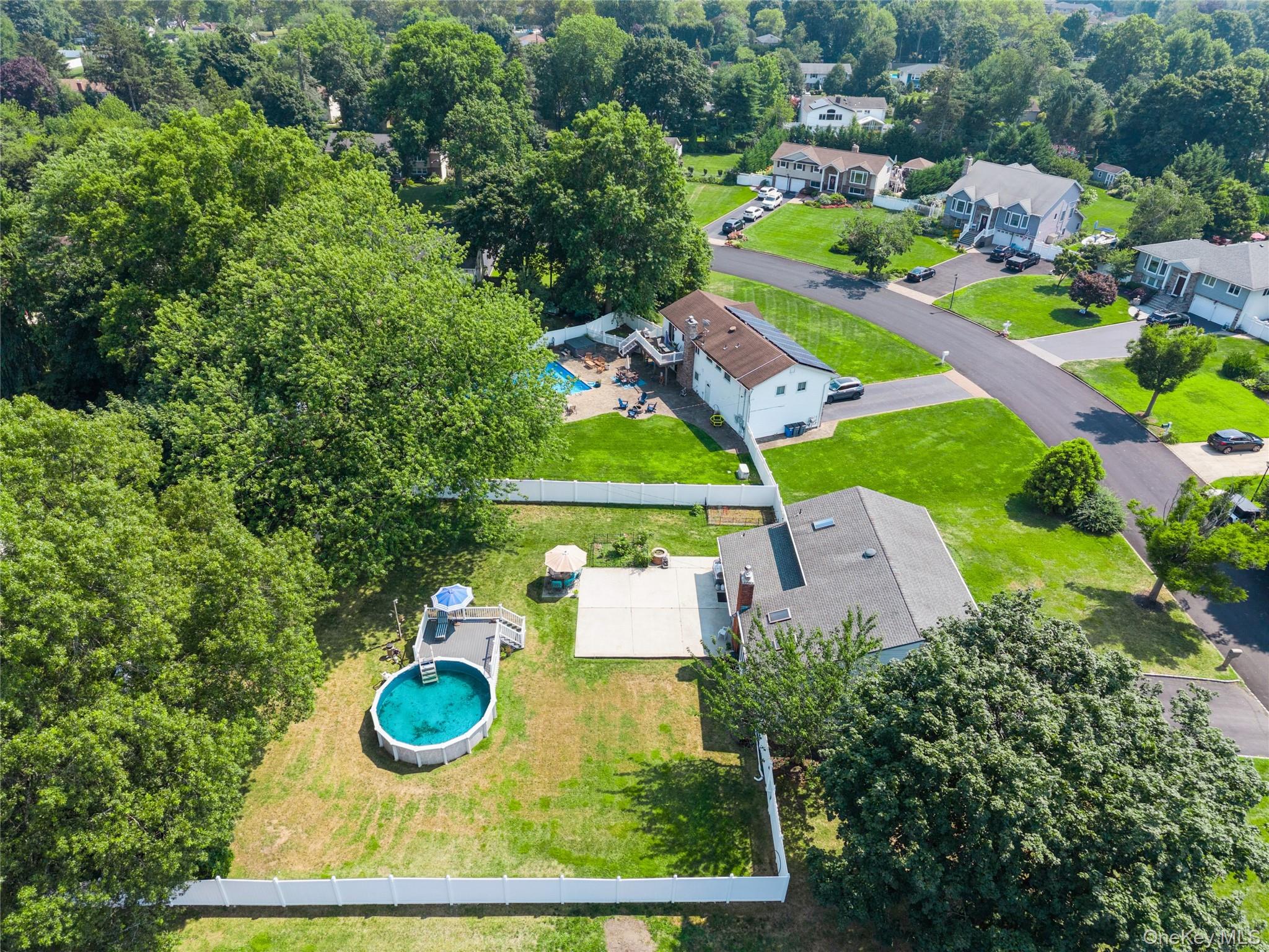 1 Wendy Lane, East Northport, NY 11731