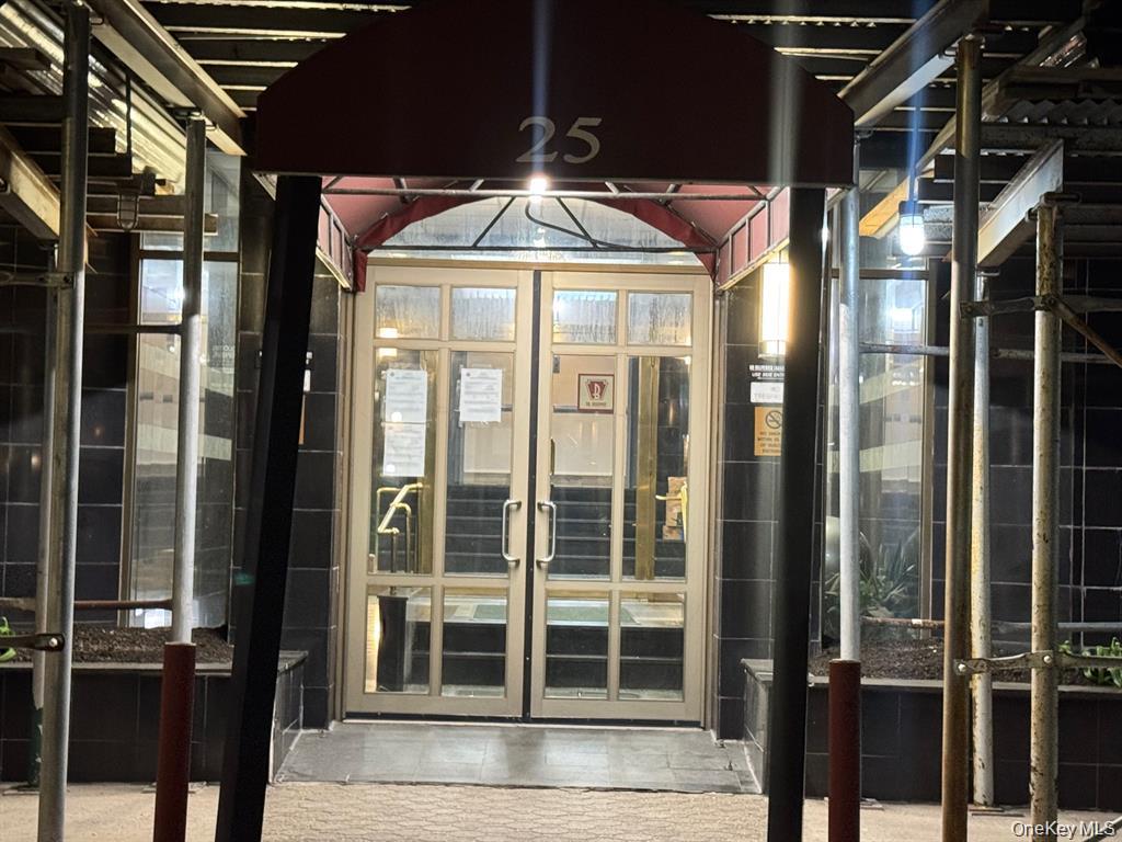 25 W Broadway # 207, Long Beach, NY 11561