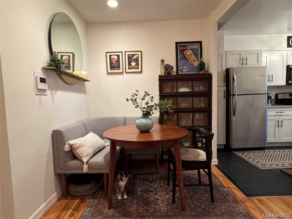 25 W Broadway # 207, Long Beach, NY 11561