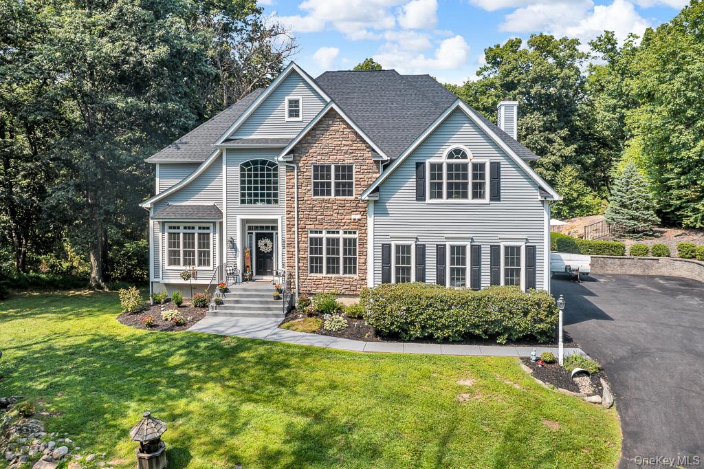 97 Shagbark Lane, Hopewell Junction, NY 12533
