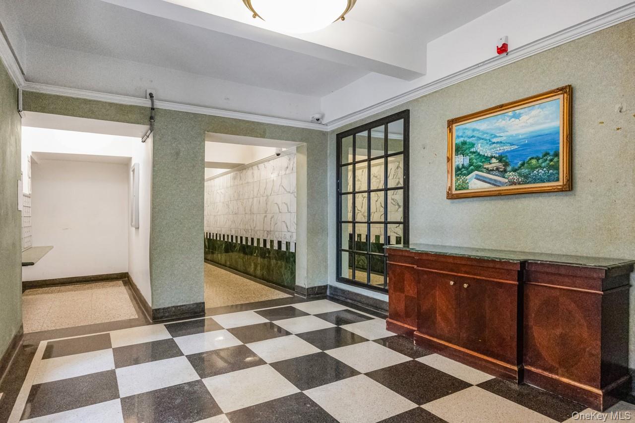 27-10 Parsons Boulevard # 1F, Flushing, NY 11354