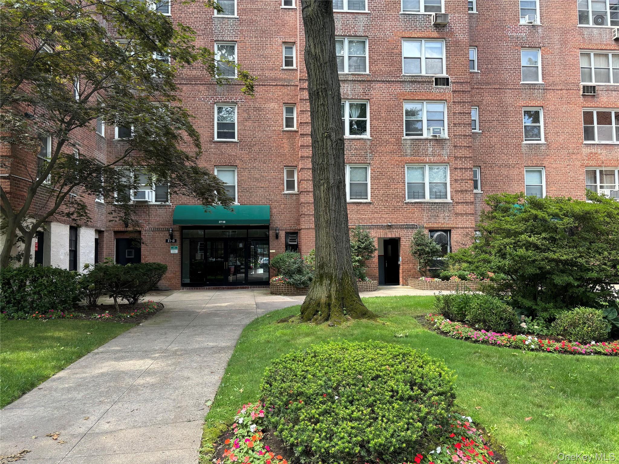27-10 Parsons Boulevard # 1F, Flushing, NY 11354