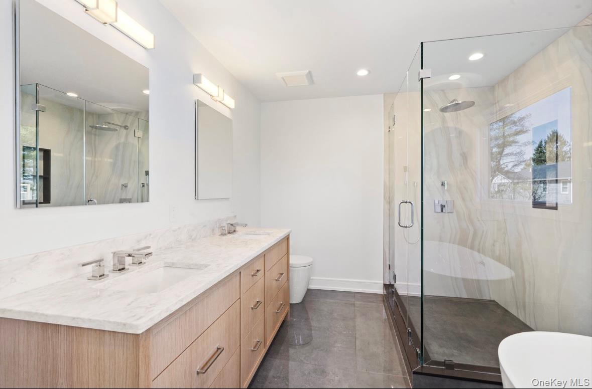 320 Circle Road, Muttontown, NY 11791