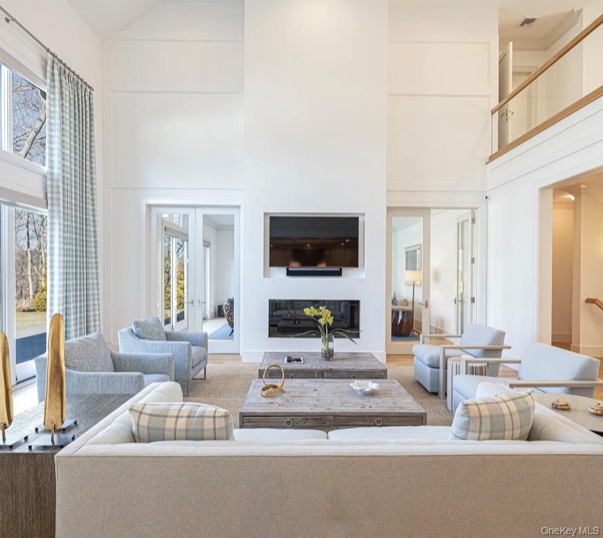 320 Circle Road, Muttontown, NY 11791