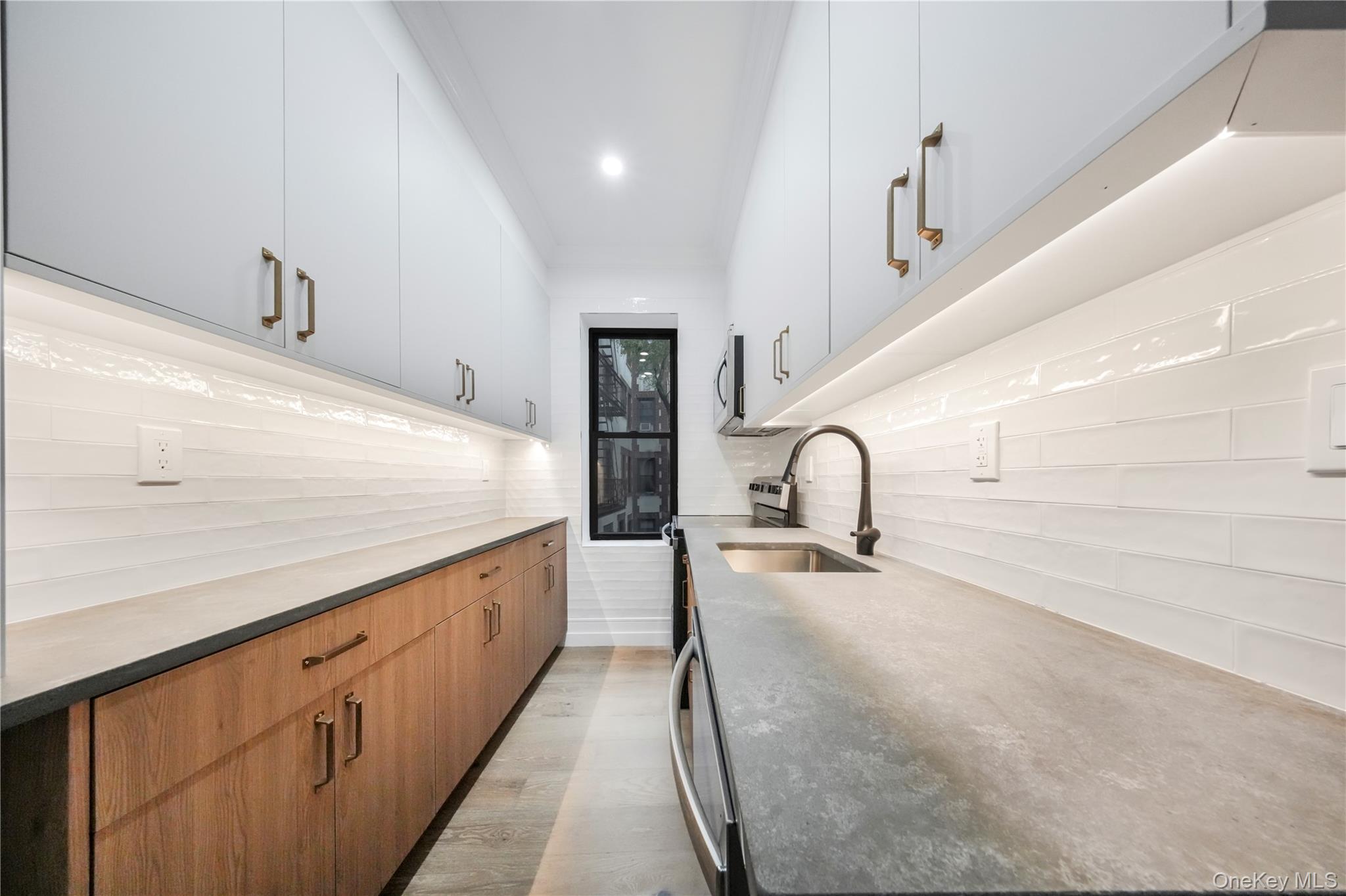 31-14 Crescent Street # 5B, Astoria, NY 11106