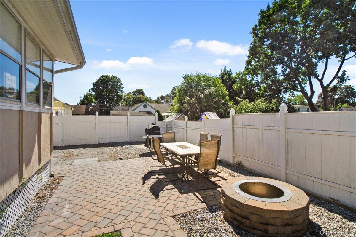 17 Wenzel Lane, Stony Point, NY 10980