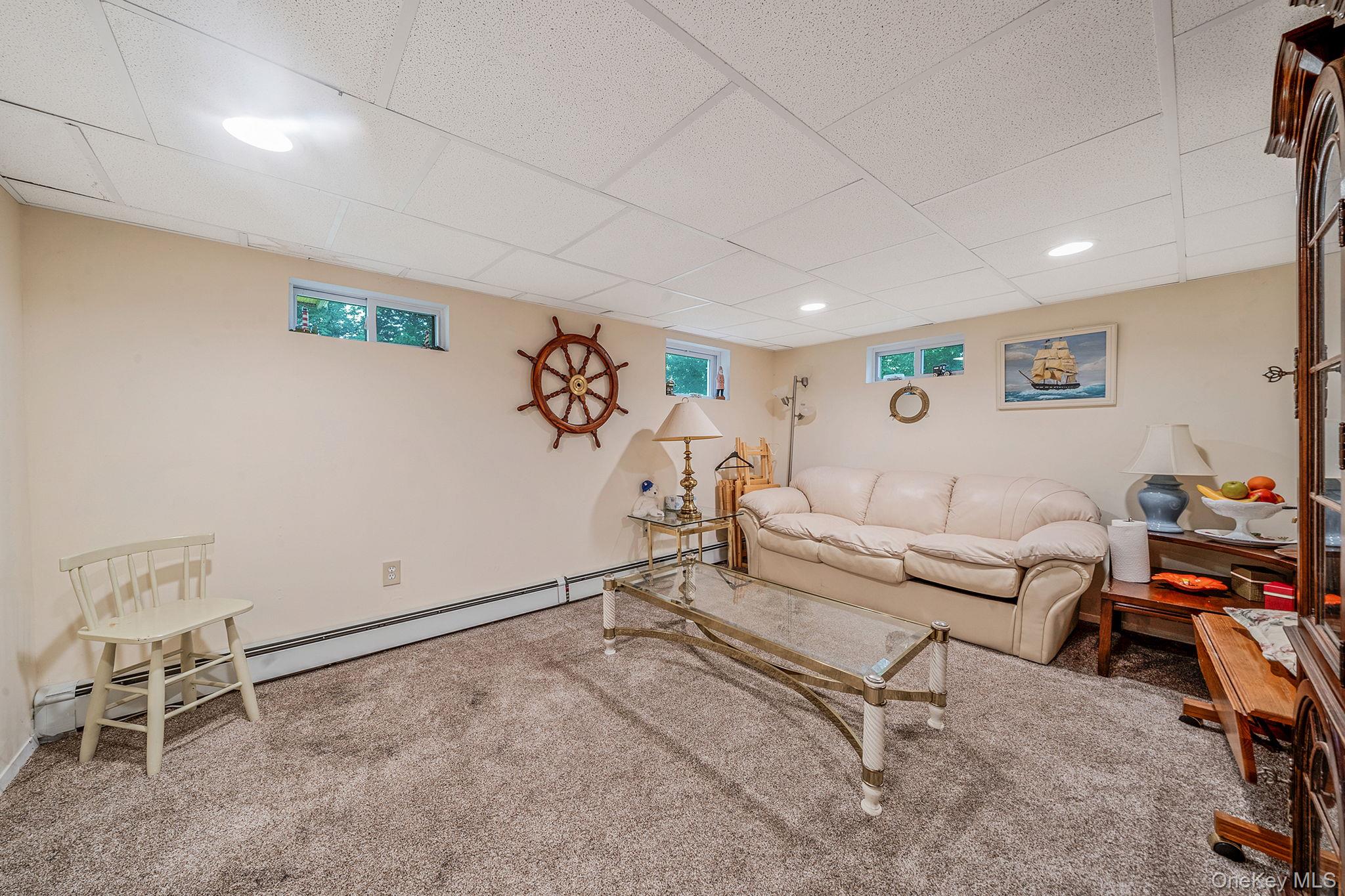 462 Bayport Avenue, Bayport, NY 11705