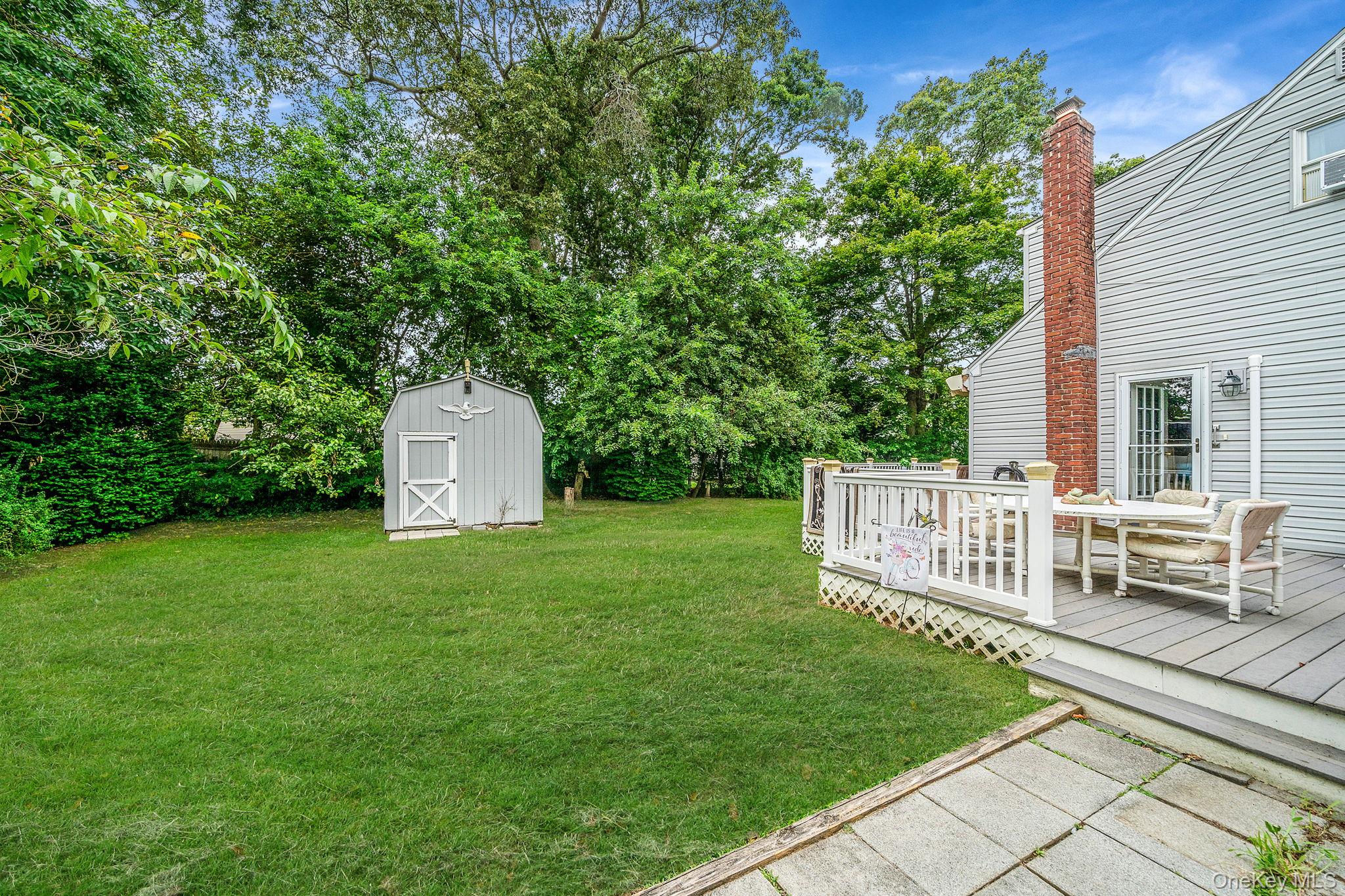 462 Bayport Avenue, Bayport, NY 11705