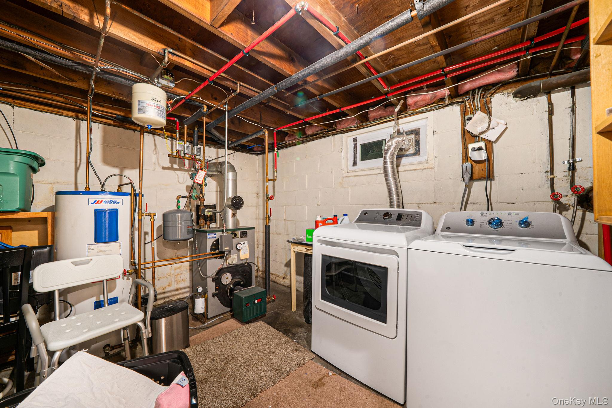 462 Bayport Avenue, Bayport, NY 11705