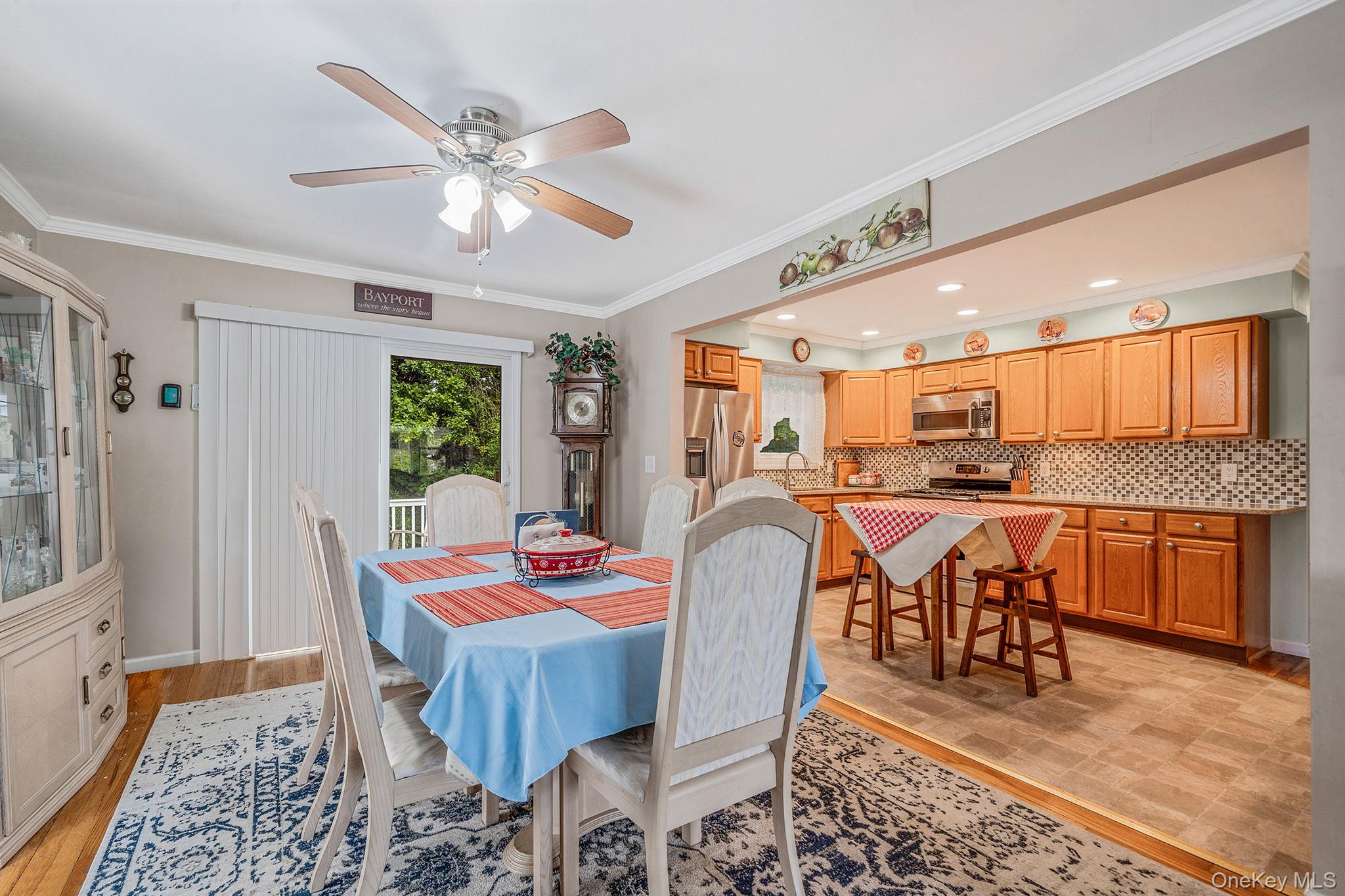 462 Bayport Avenue, Bayport, NY 11705