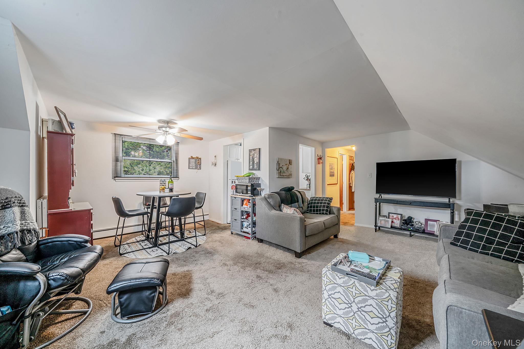 462 Bayport Avenue, Bayport, NY 11705