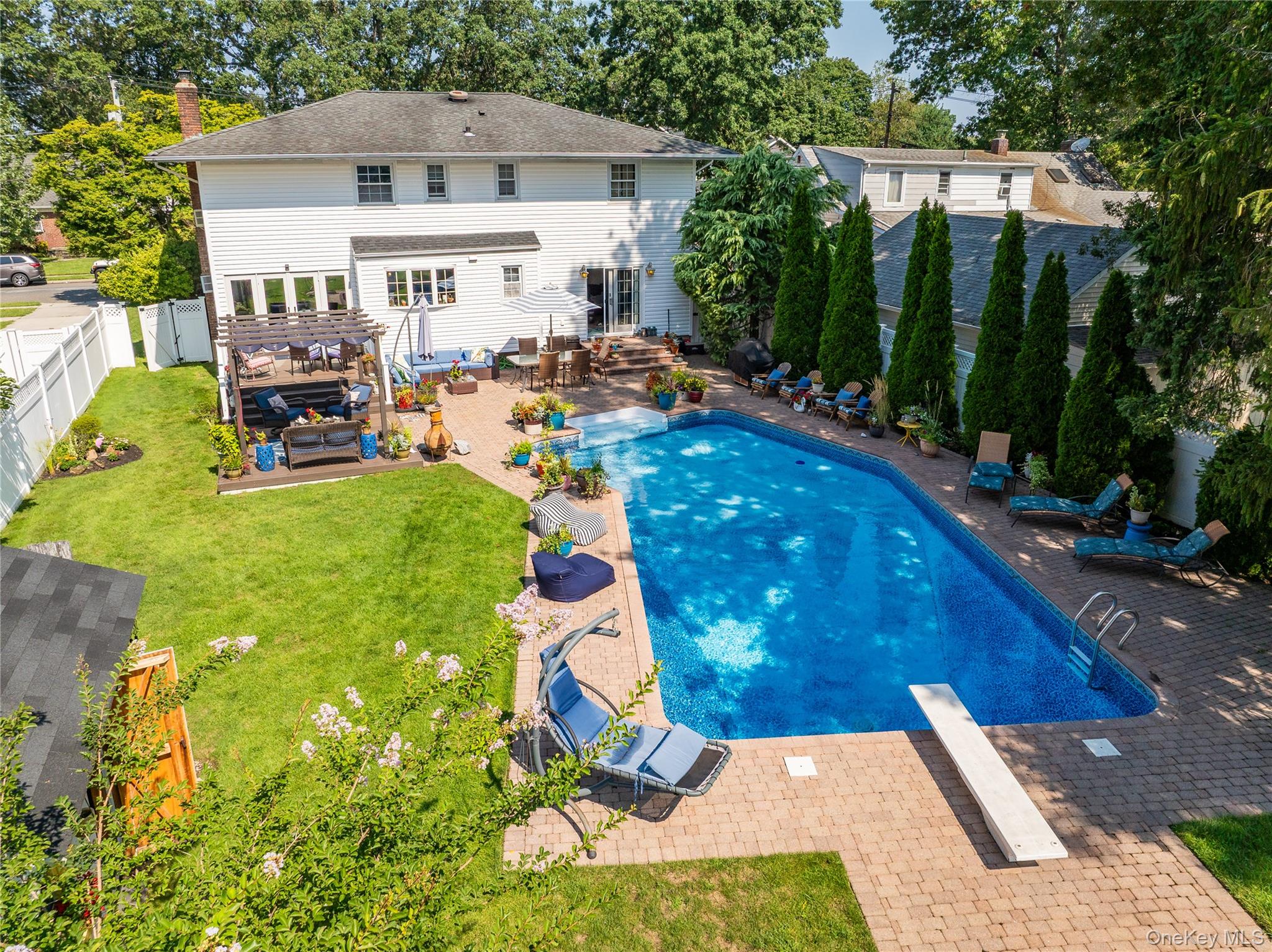 1918 Lenox Avenue, East Meadow, NY 11554