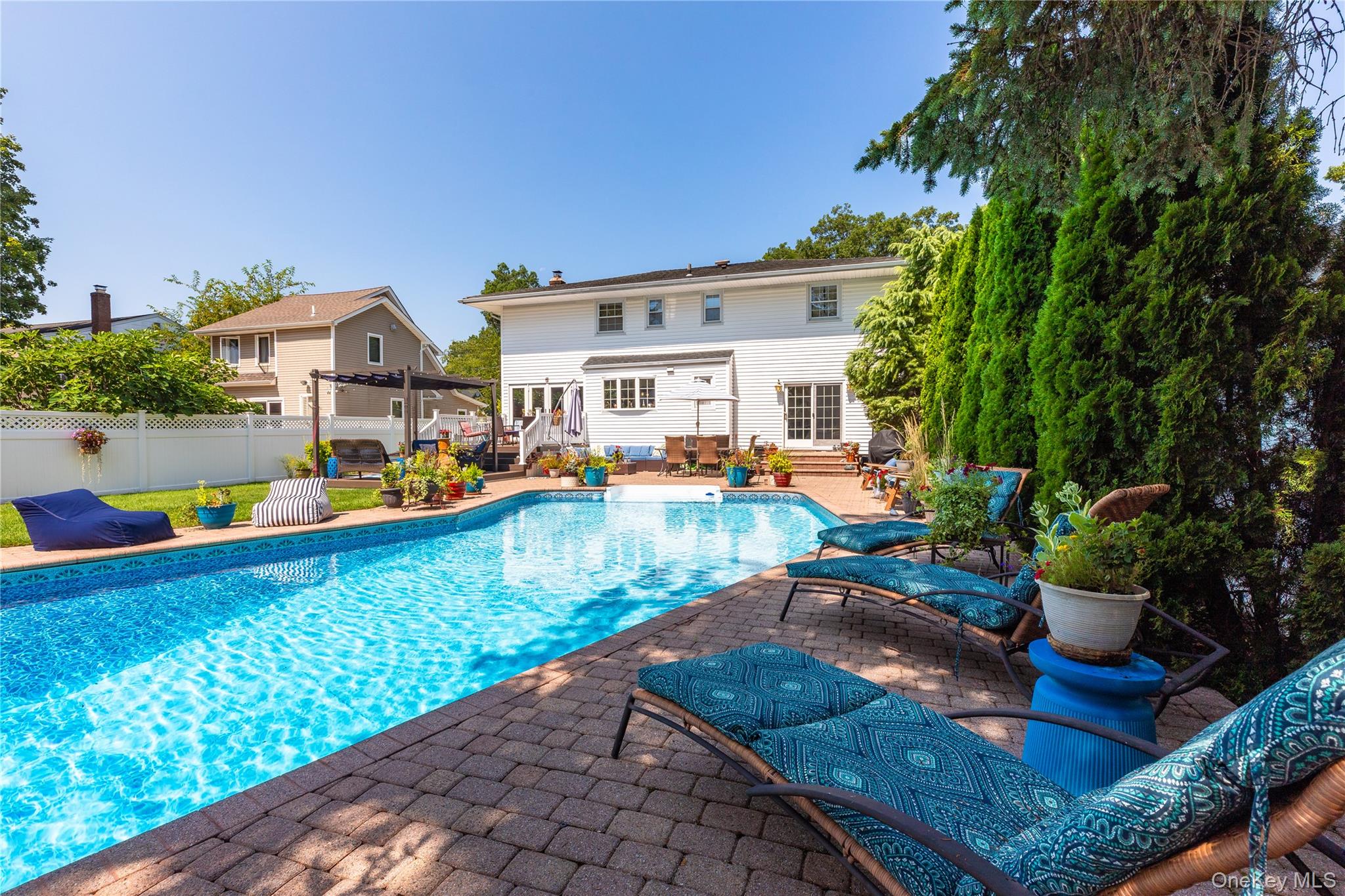 1918 Lenox Avenue, East Meadow, NY 11554