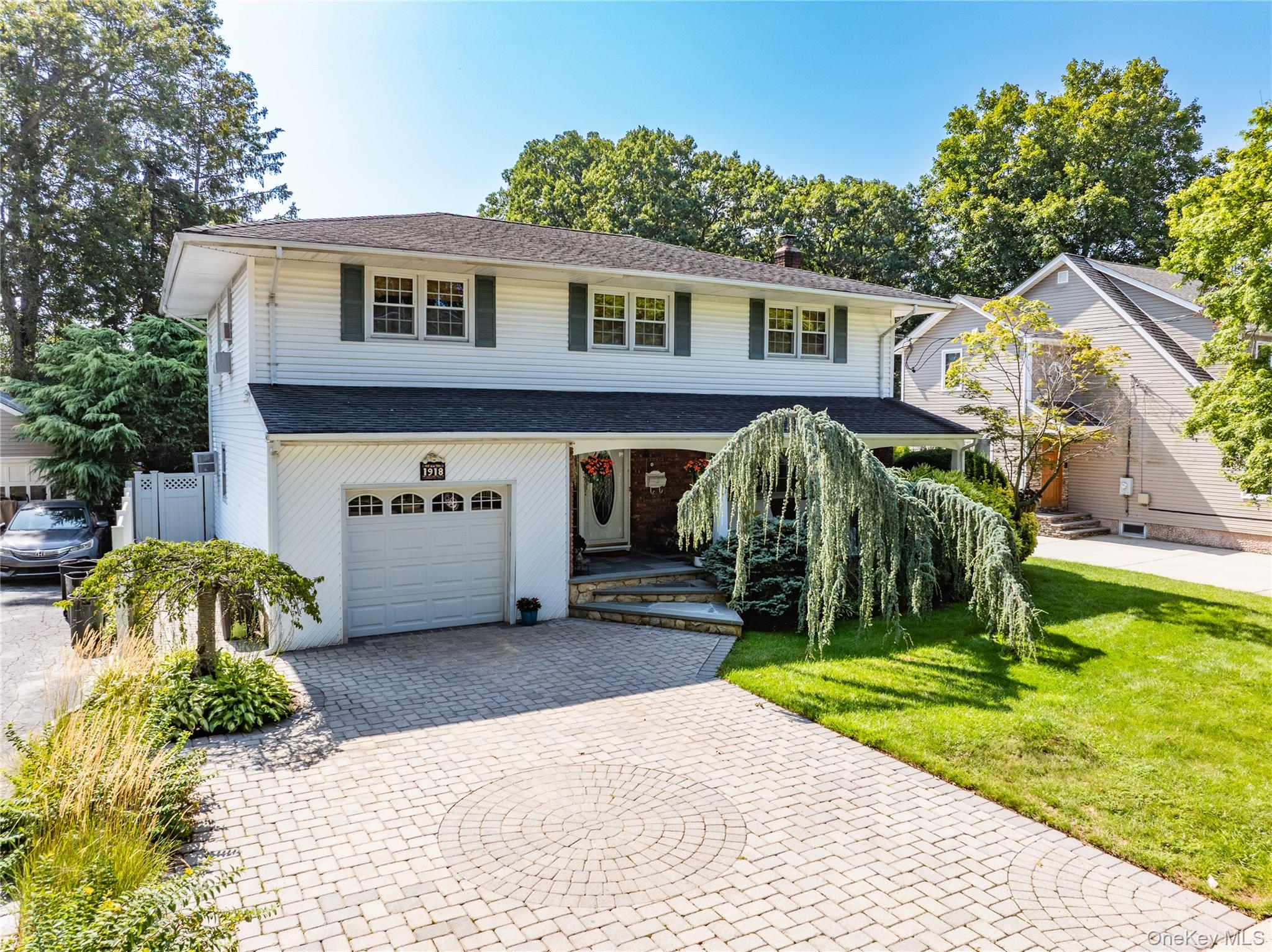 1918 Lenox Avenue, East Meadow, NY 11554