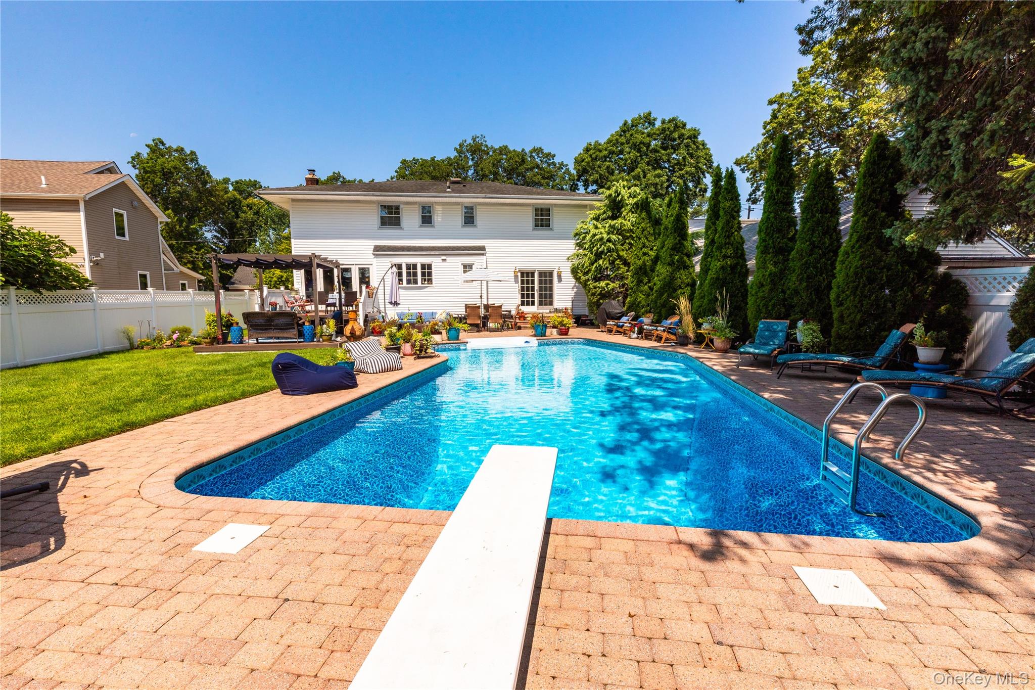 1918 Lenox Avenue, East Meadow, NY 11554