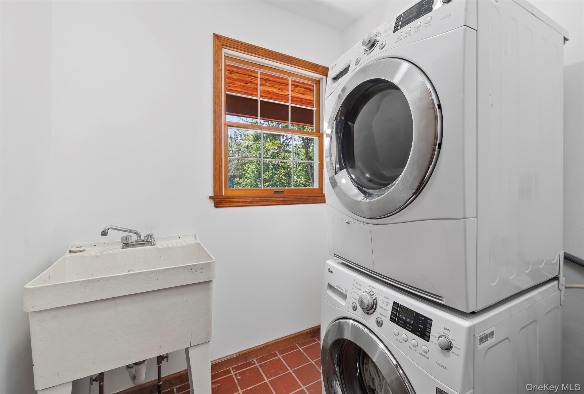 69 Brown Road, Pleasant Valley, NY 12569