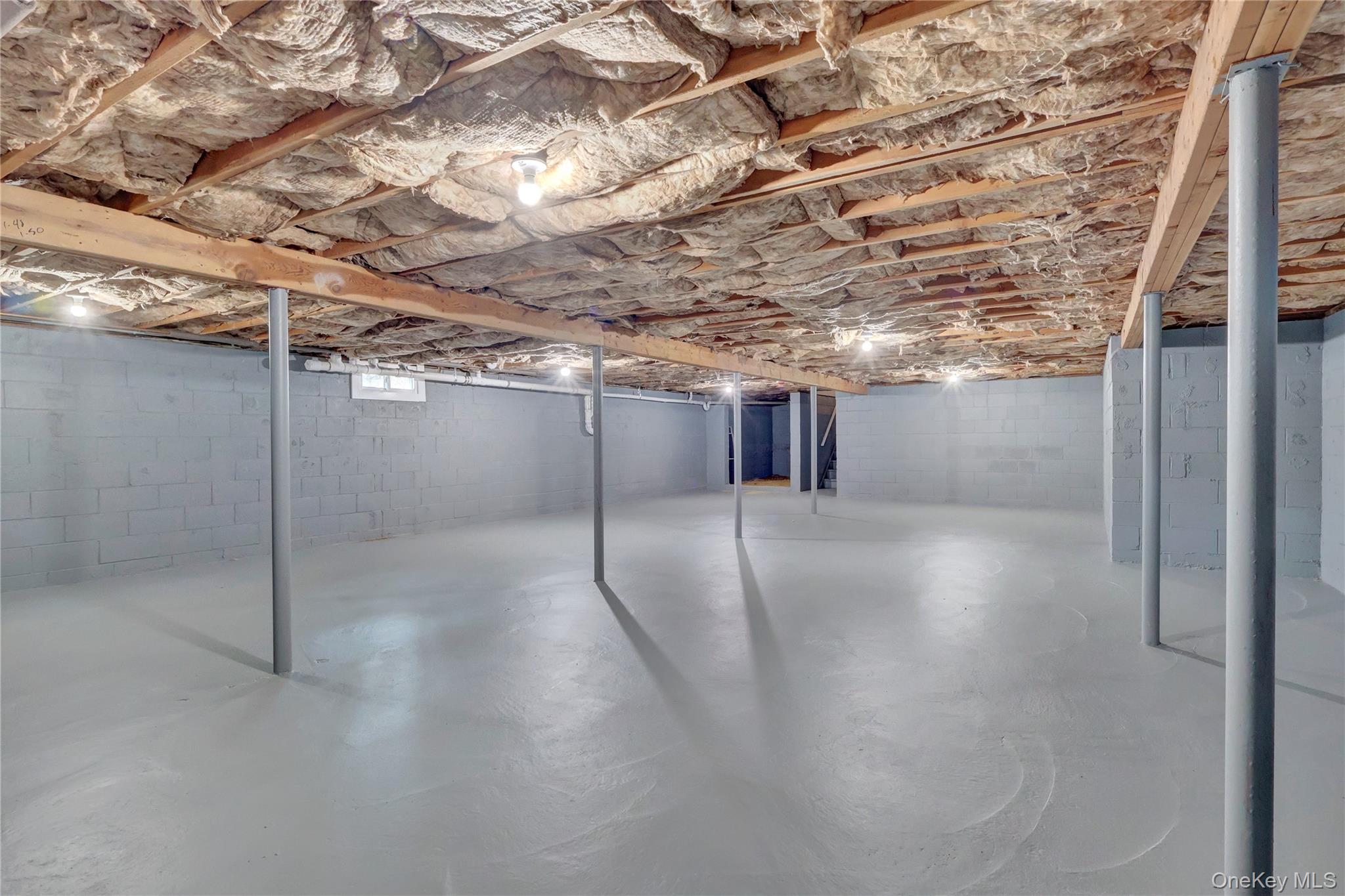 43 Penny Drive, Calverton, NY 11933