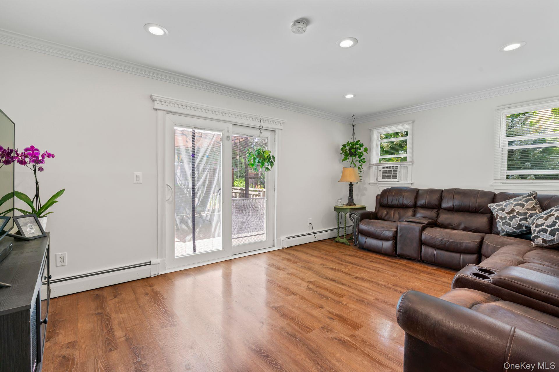 6 Emil Court, Huntington, NY 11743